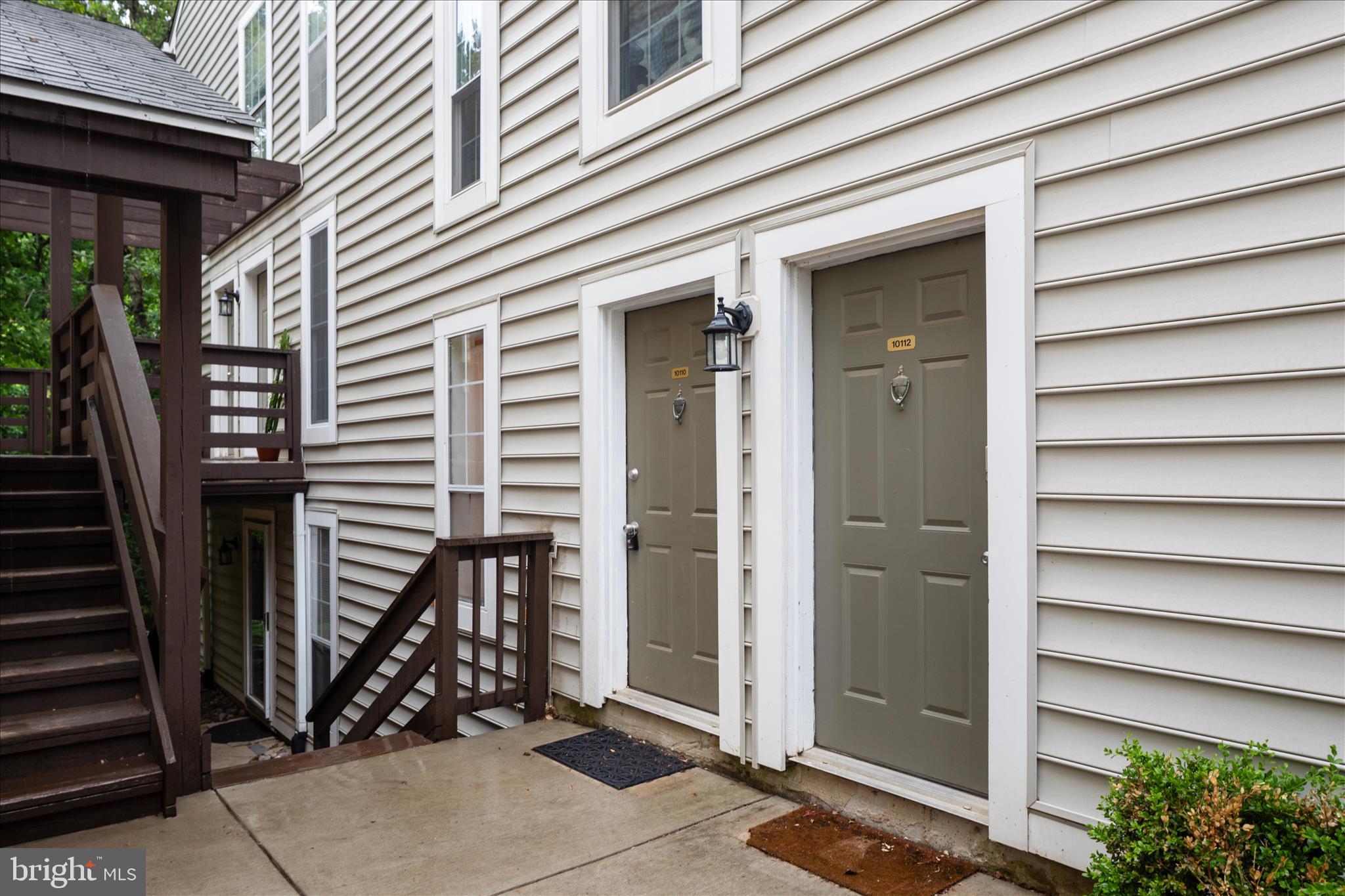 THE OAKTON - Residential