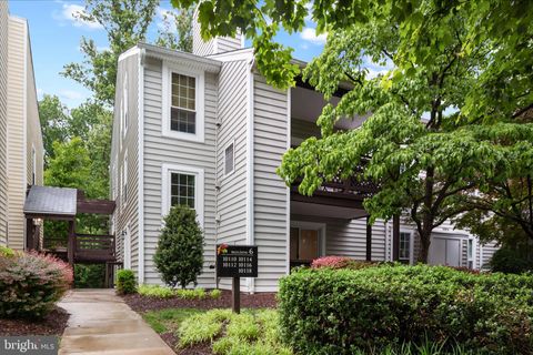 10110 OAKTON TERRACE ROAD 10110 OAKTON VA 22124