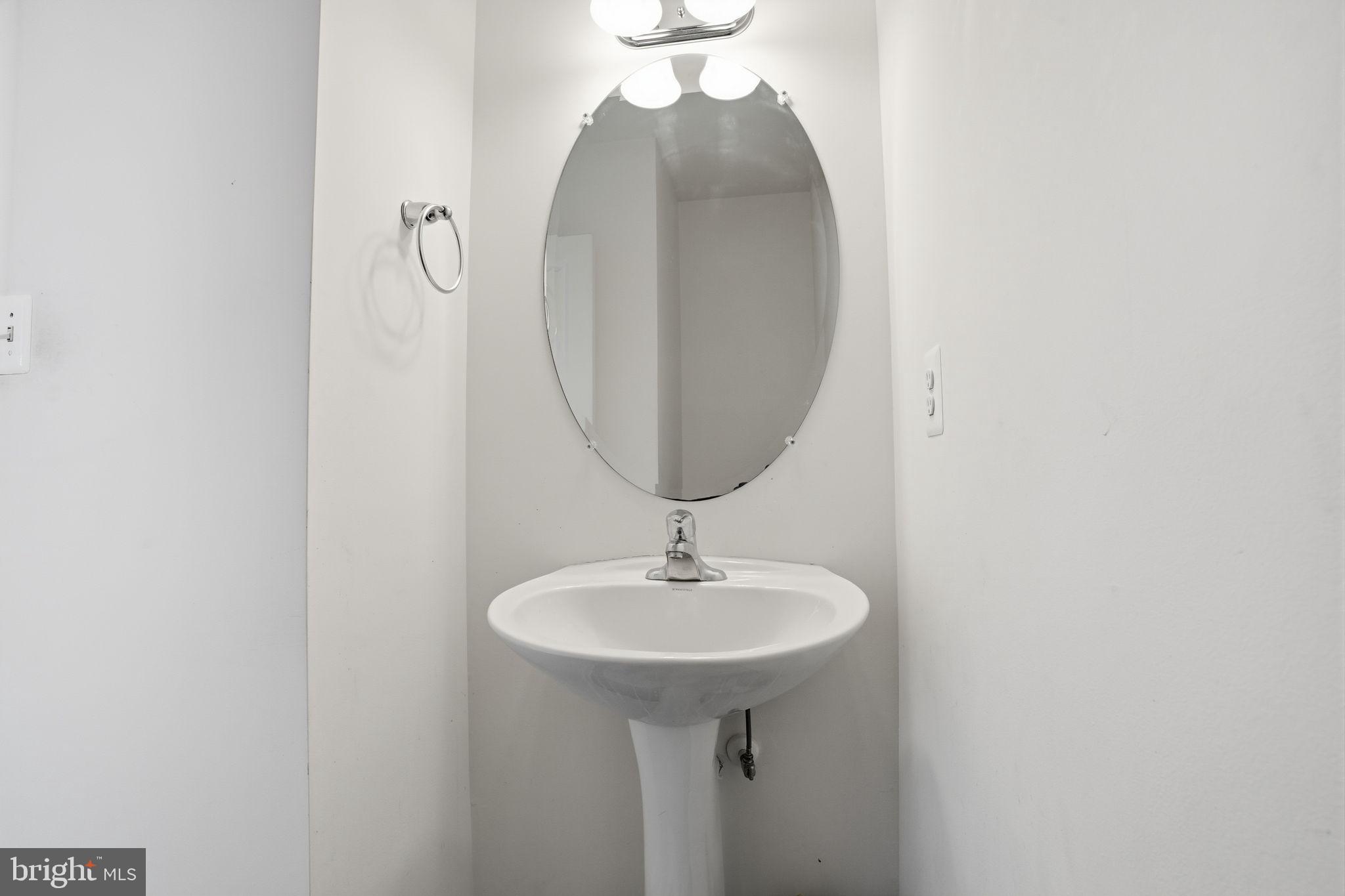 FIELDSTONE VILLAGE - Residential