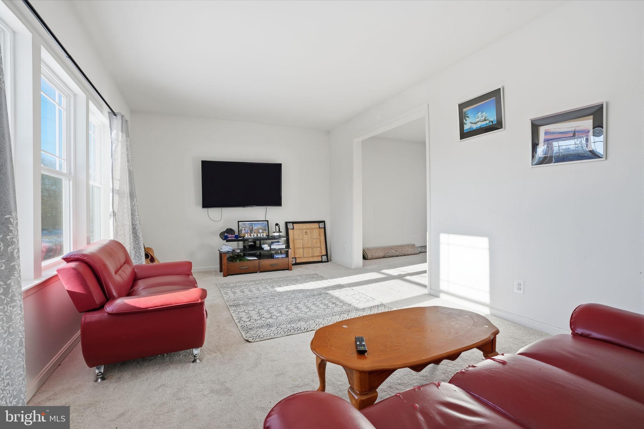 FIELDSTONE VILLAGE - Residential