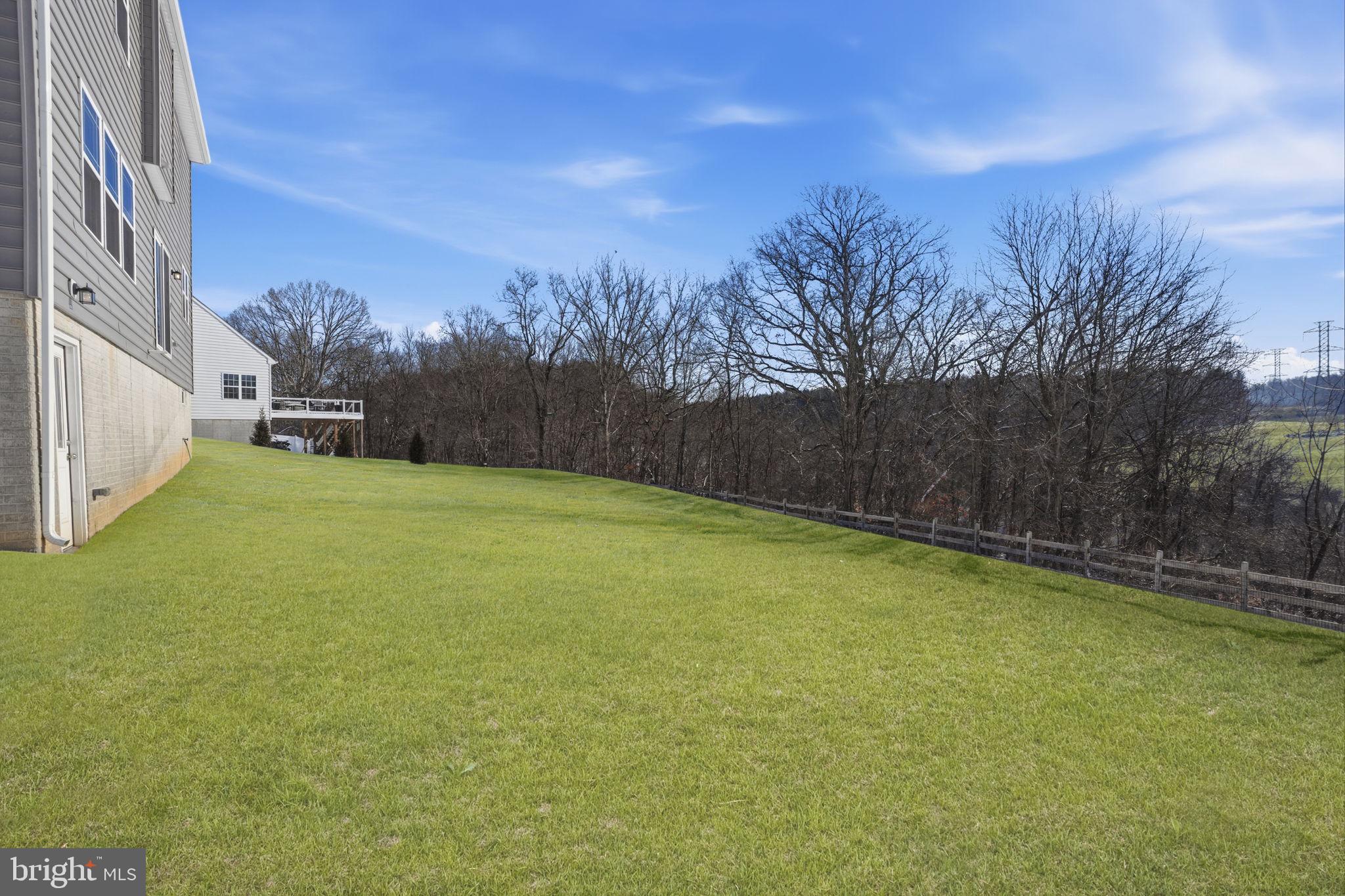 FIELDSTONE VILLAGE - Residential