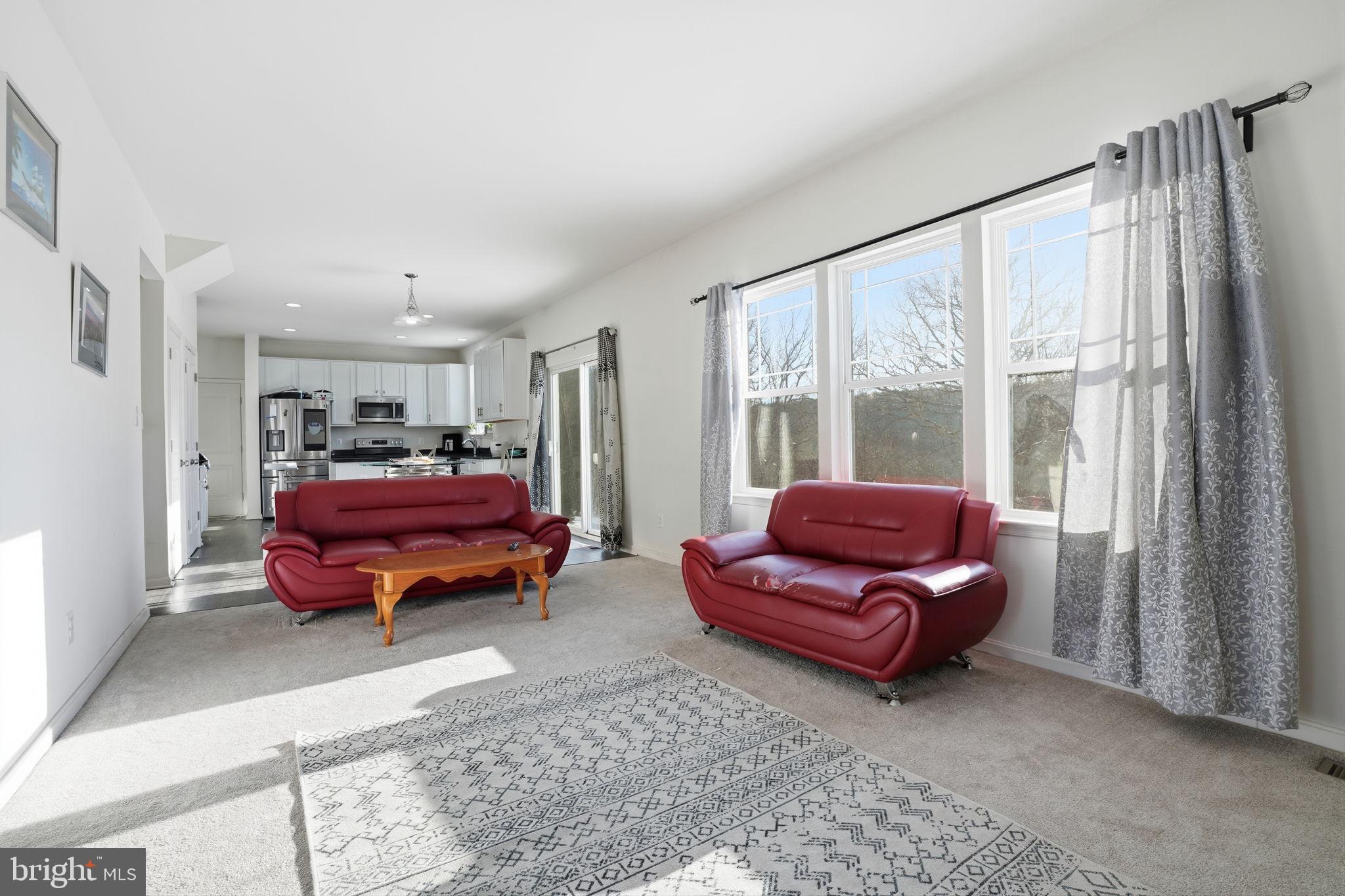 FIELDSTONE VILLAGE - Residential