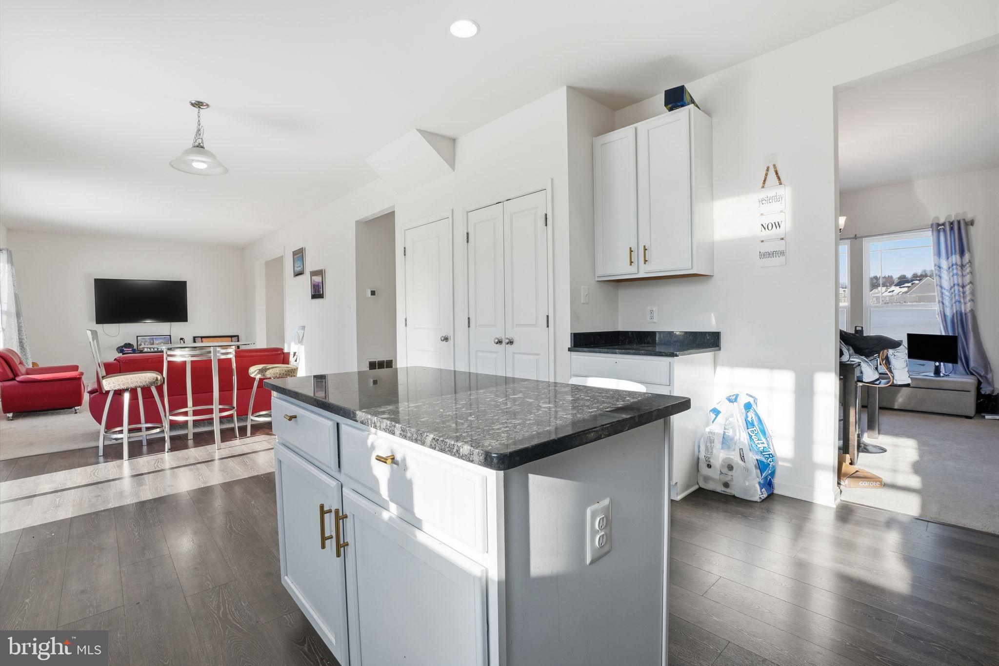 FIELDSTONE VILLAGE - Residential