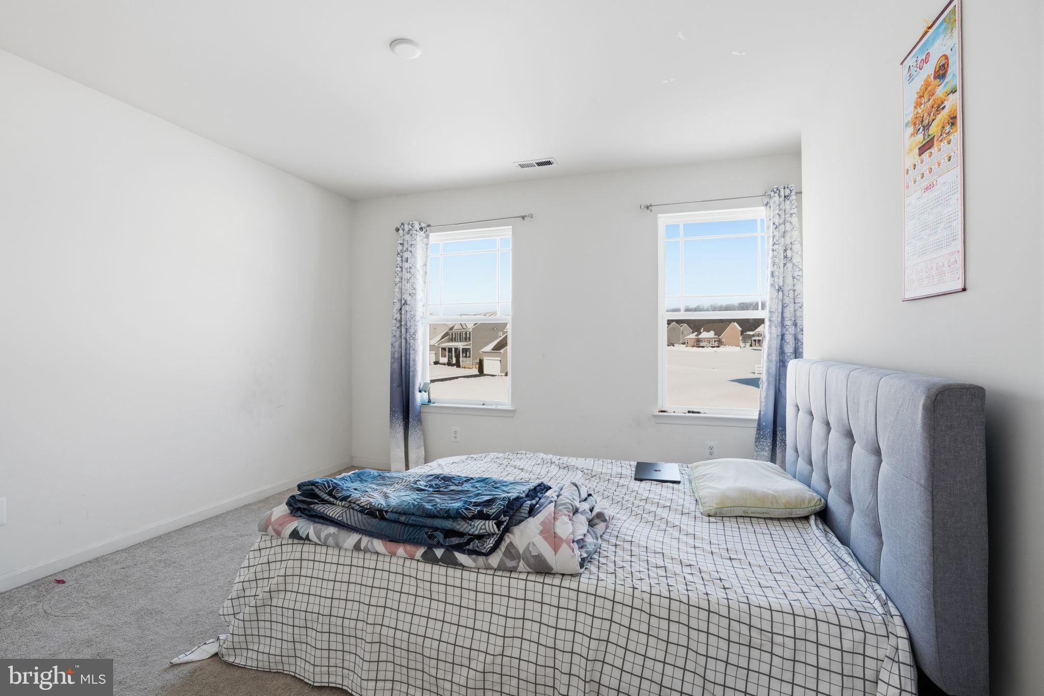 FIELDSTONE VILLAGE - Residential