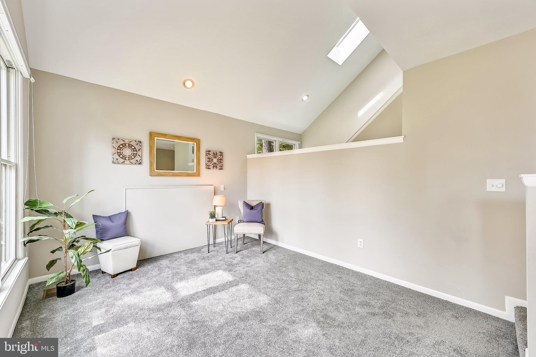 HOLLYBERRY WOODS - Residential