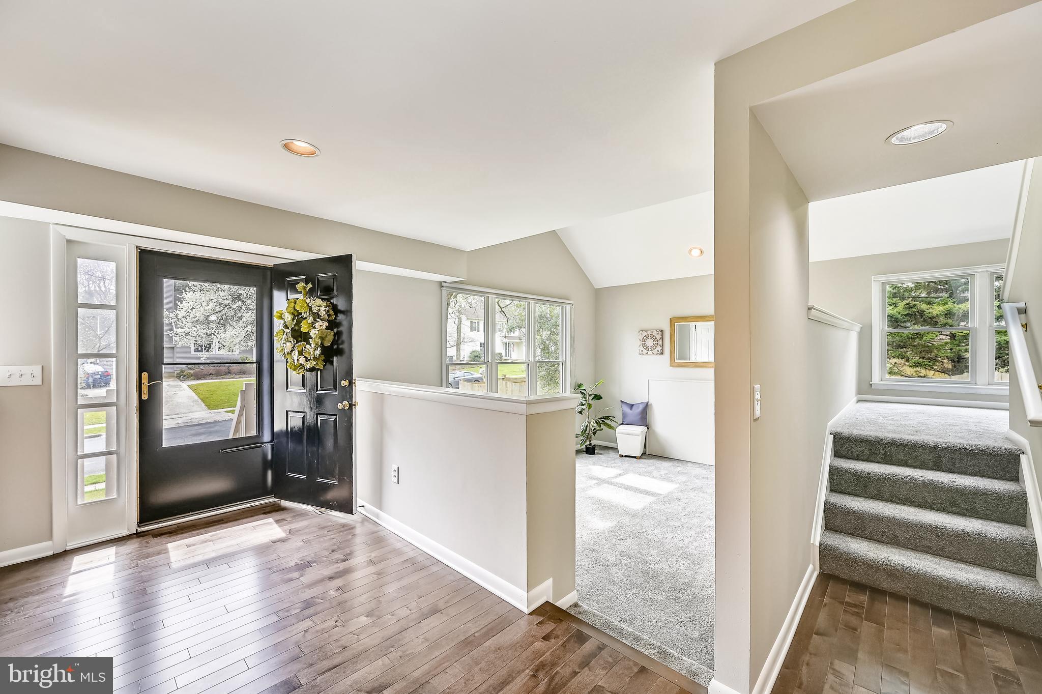 HOLLYBERRY WOODS - Residential