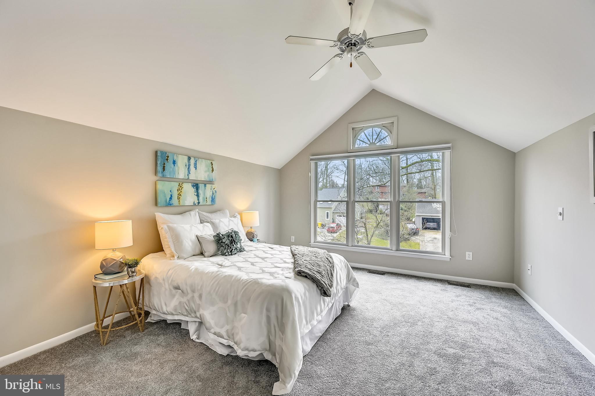 HOLLYBERRY WOODS - Residential