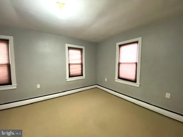 Ottsville, Pennsylvania 18942, United States, 4 Bedrooms Bedrooms, ,2 BathroomsBathrooms,Residential,Pending,89395