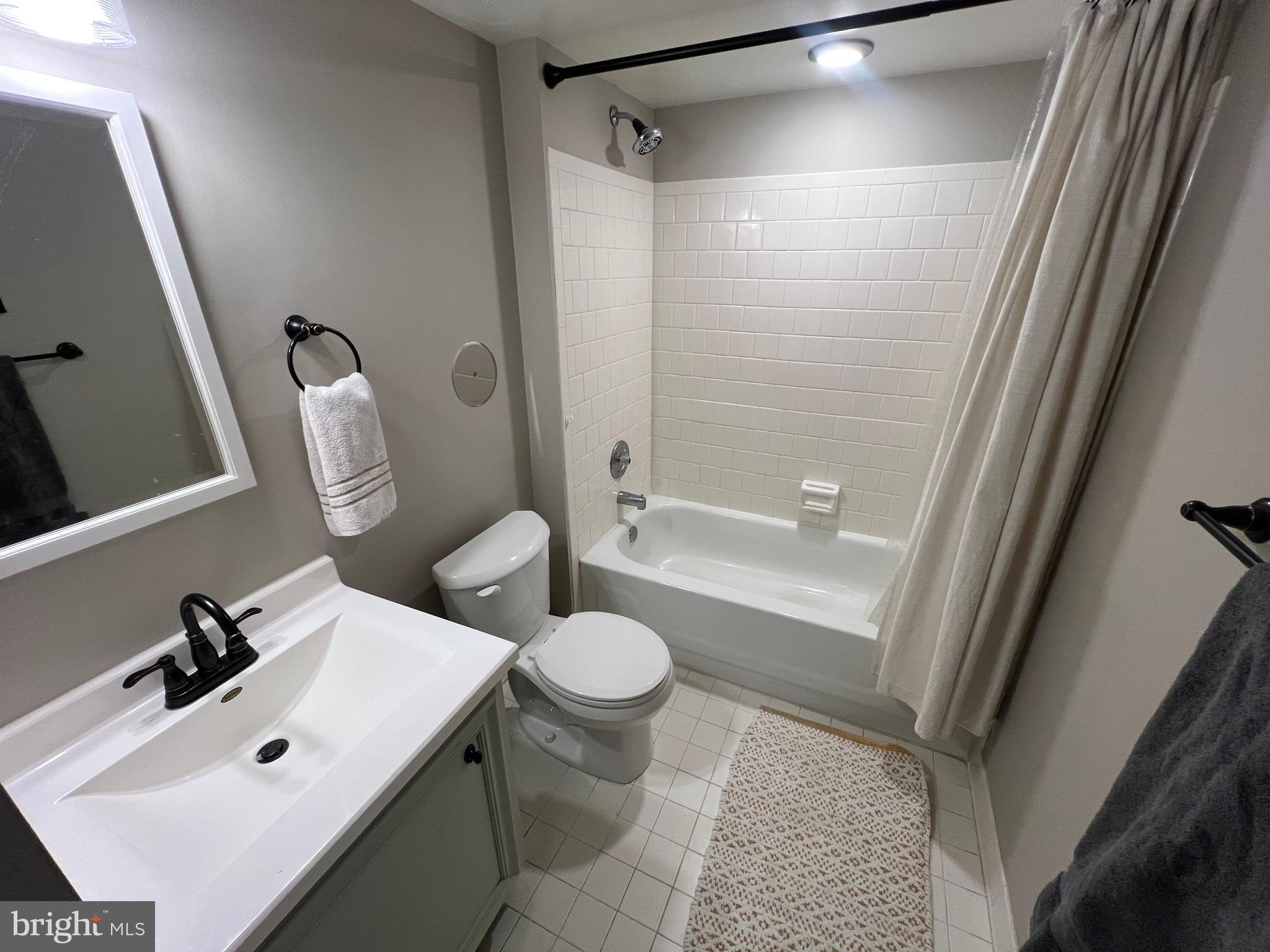 MAYS CHAPEL - Residential