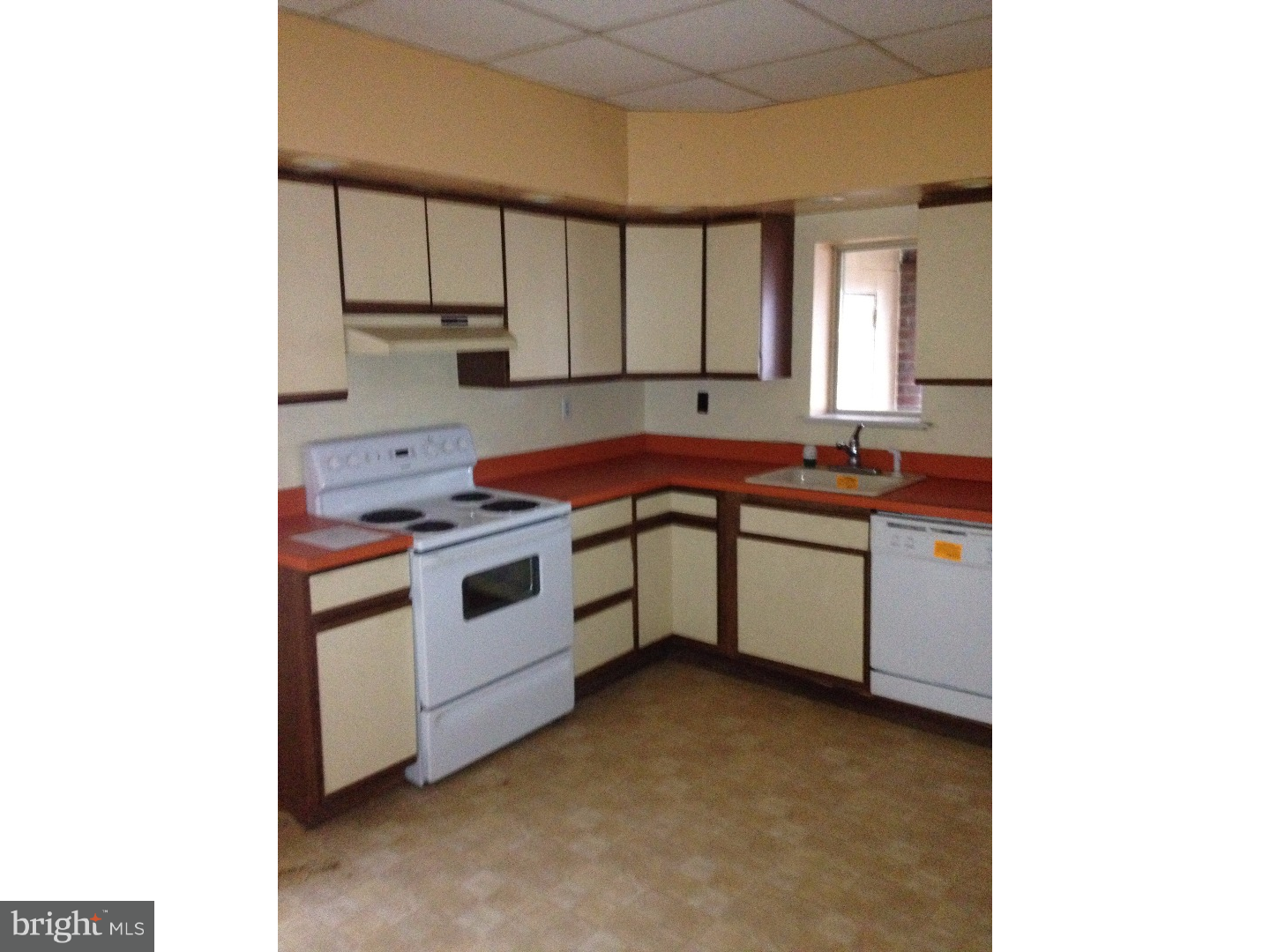 GIRARD ESTATES - Residential