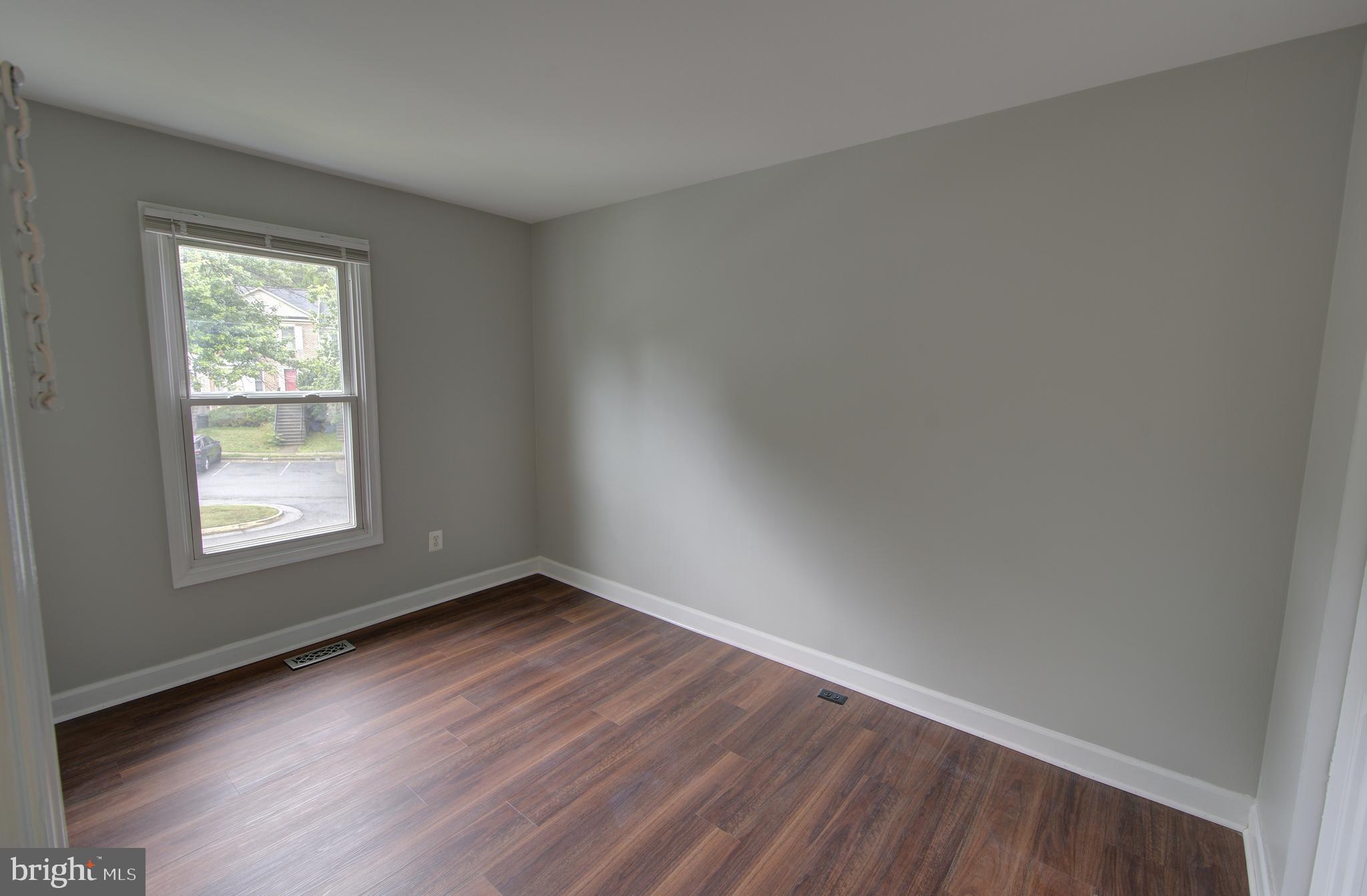 LITTLE ROCKY RUN - Residential Lease