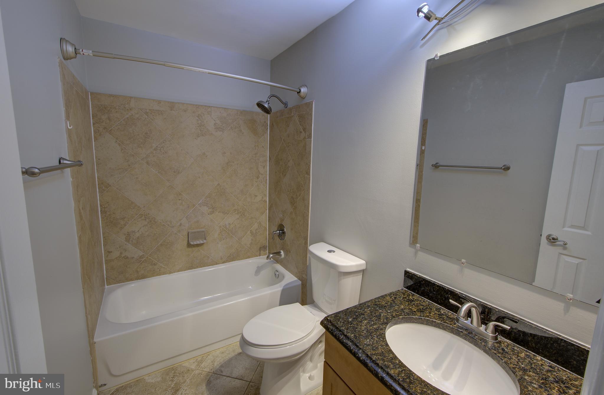 LITTLE ROCKY RUN - Residential Lease