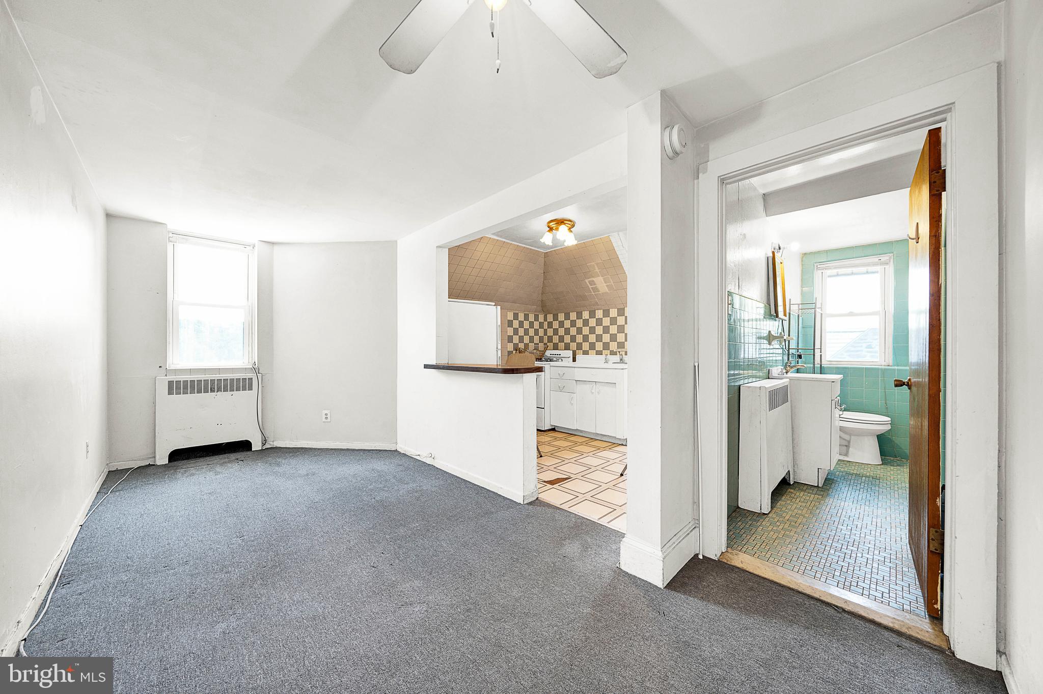 CHESTNUT HILL - Residential Income