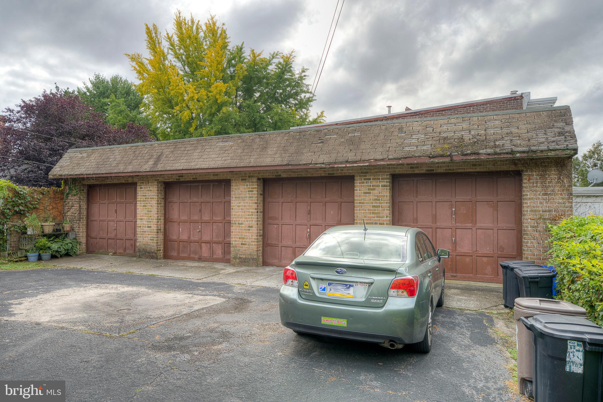 CHESTNUT HILL - Residential Income