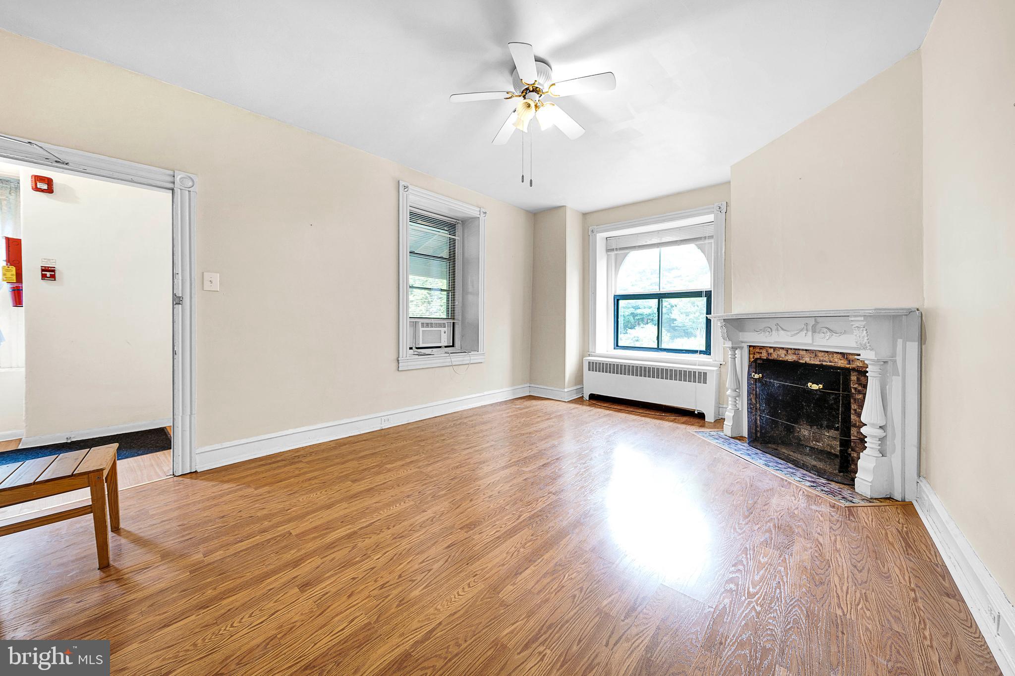 CHESTNUT HILL - Residential Income