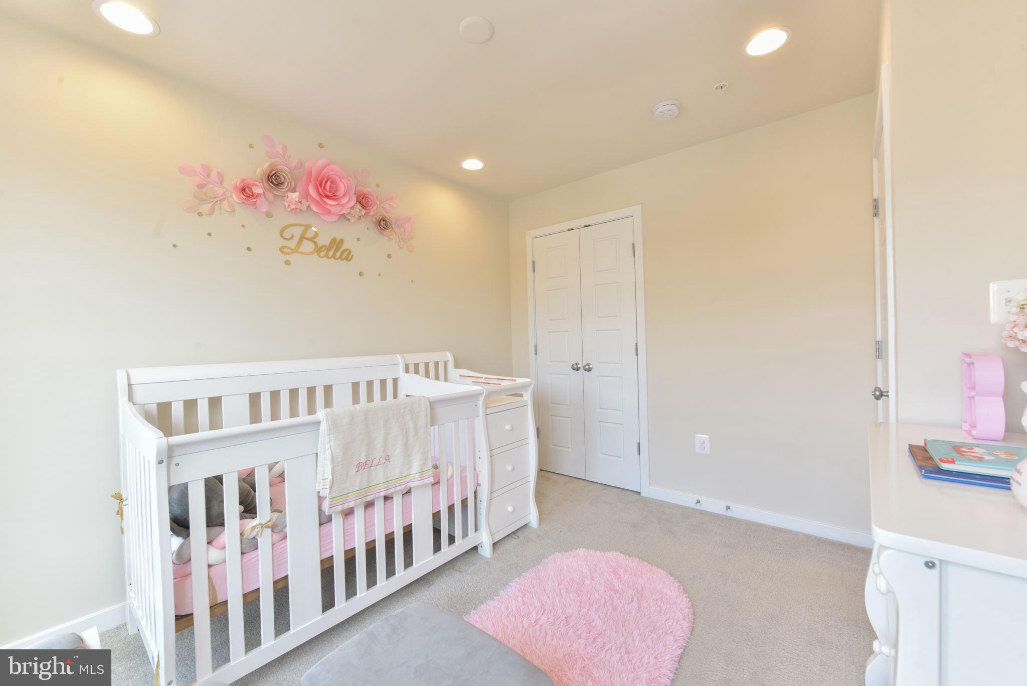 GLENMONT METROCENTRE - Residential