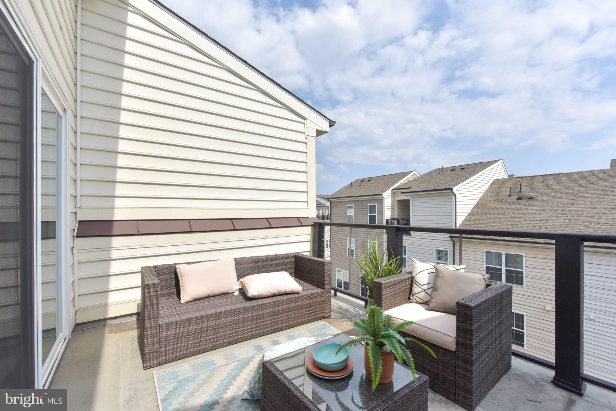 GLENMONT METROCENTRE - Residential