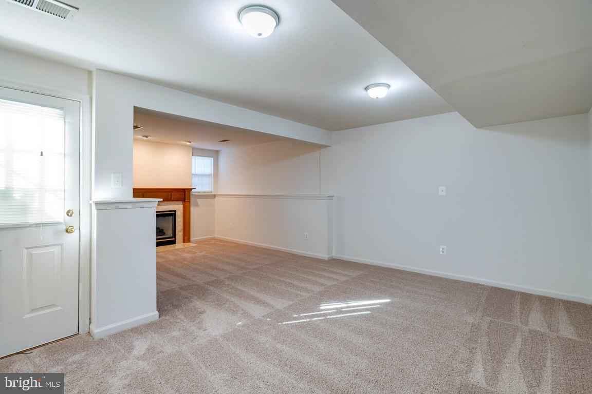 CENTRE RIDGE - Residential