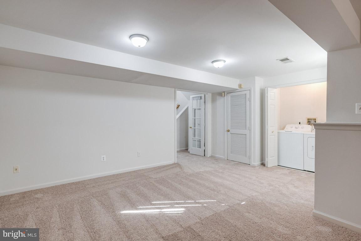 CENTRE RIDGE - Residential