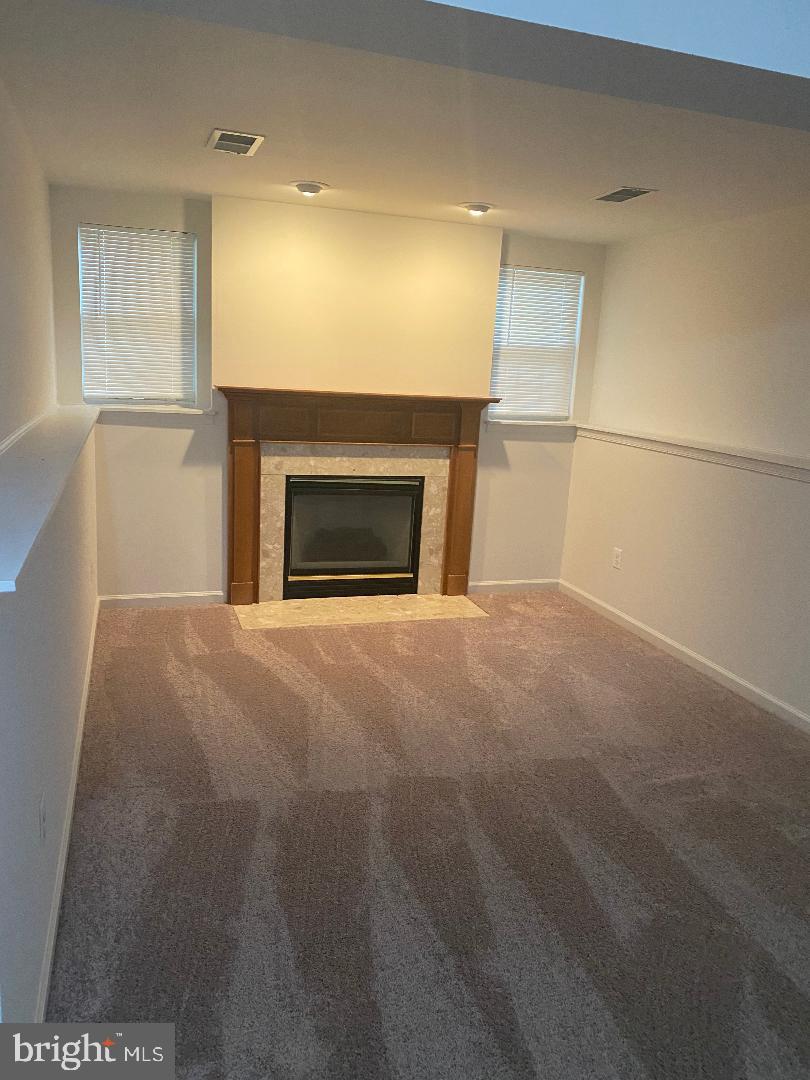 CENTRE RIDGE - Residential