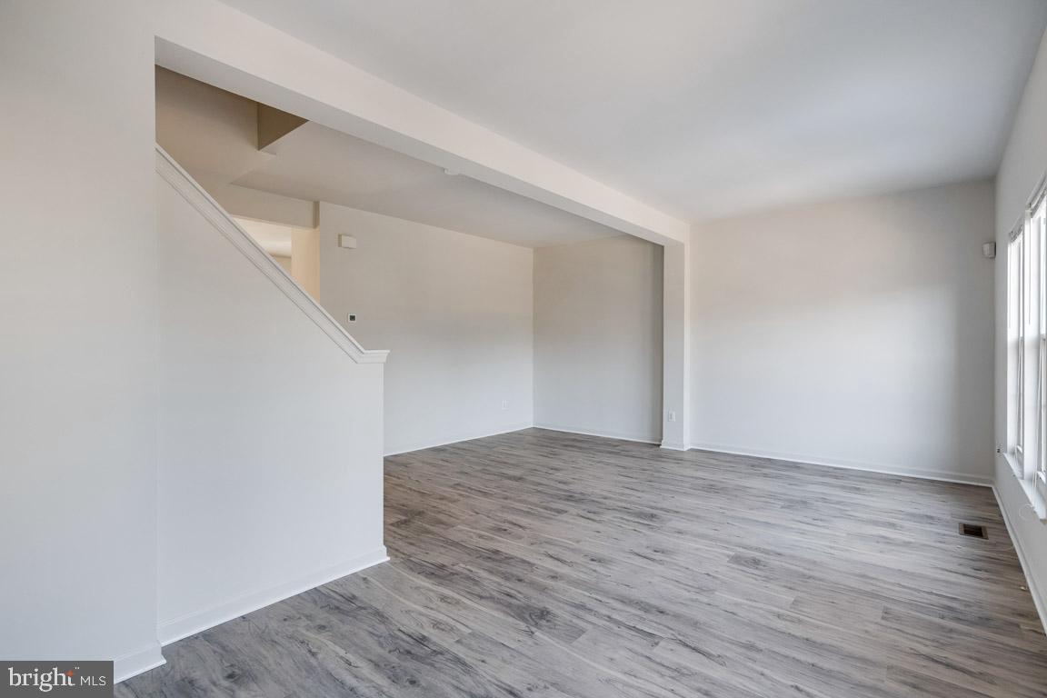 CENTRE RIDGE - Residential