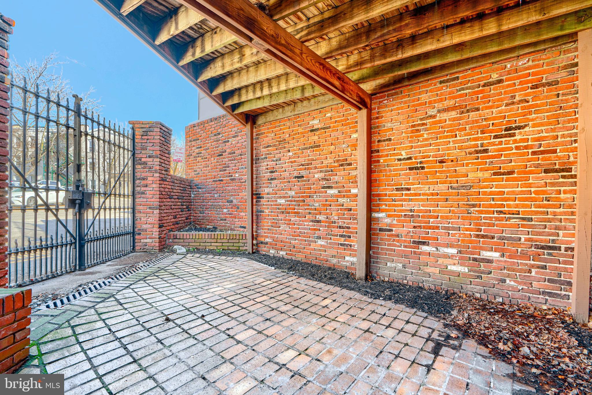 UPPER FELLS POINT - Residential