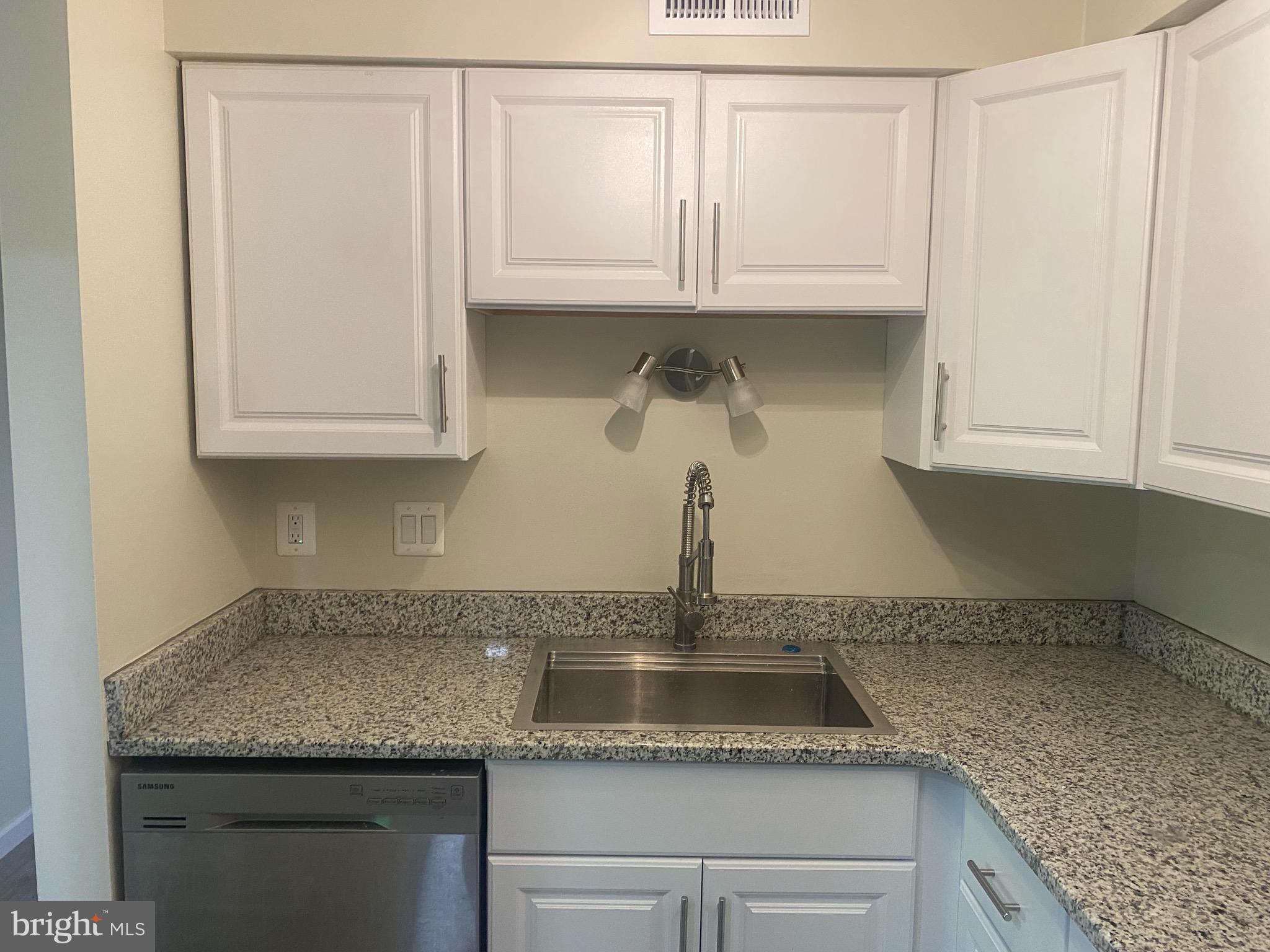 MOUNT VERNON LAKES - Residential