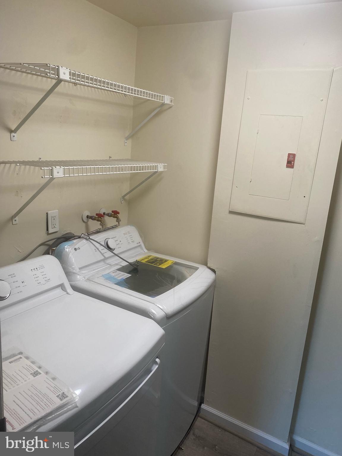 MOUNT VERNON LAKES - Residential