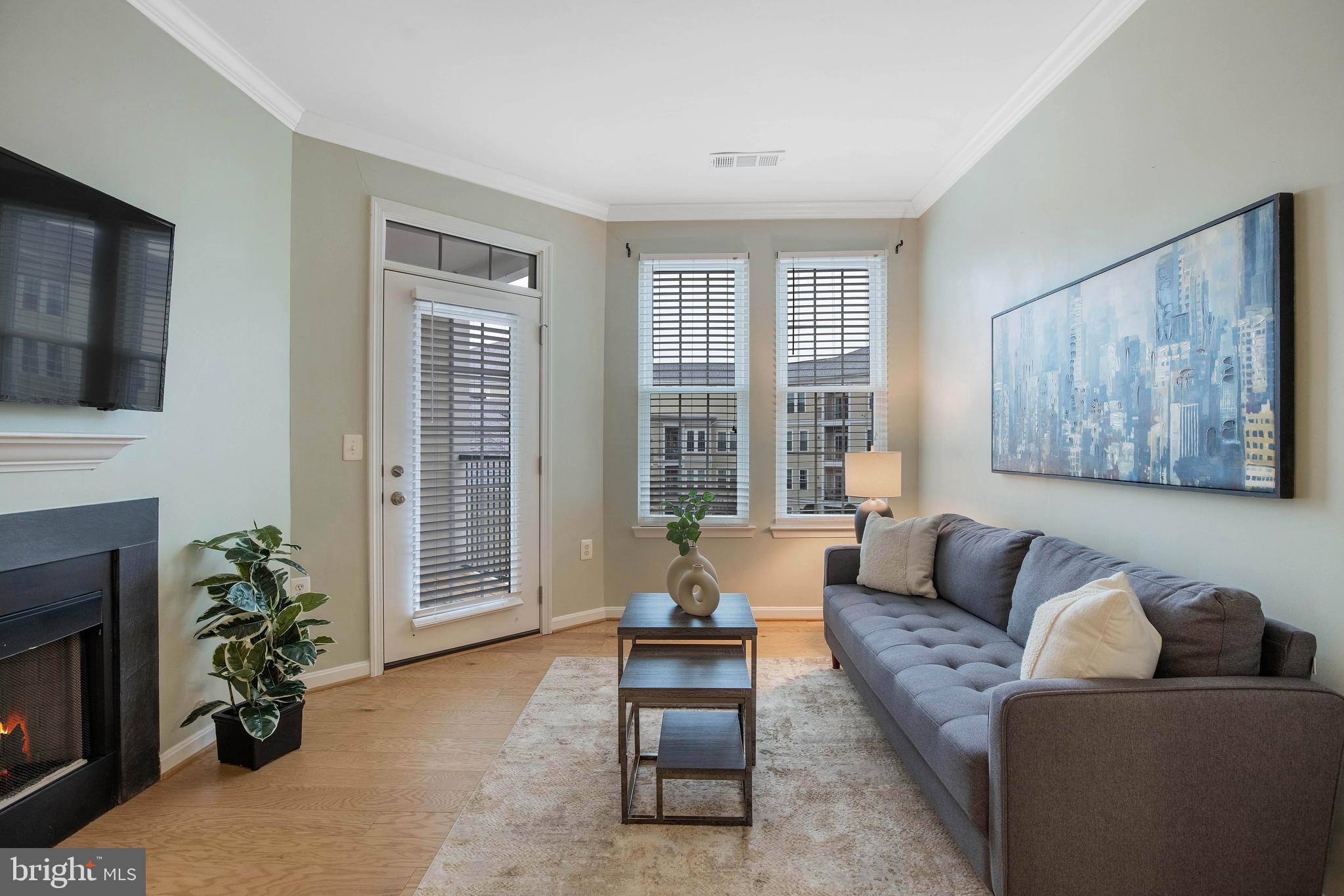 THE GROVE AT ARLINGTON - Residential Lease