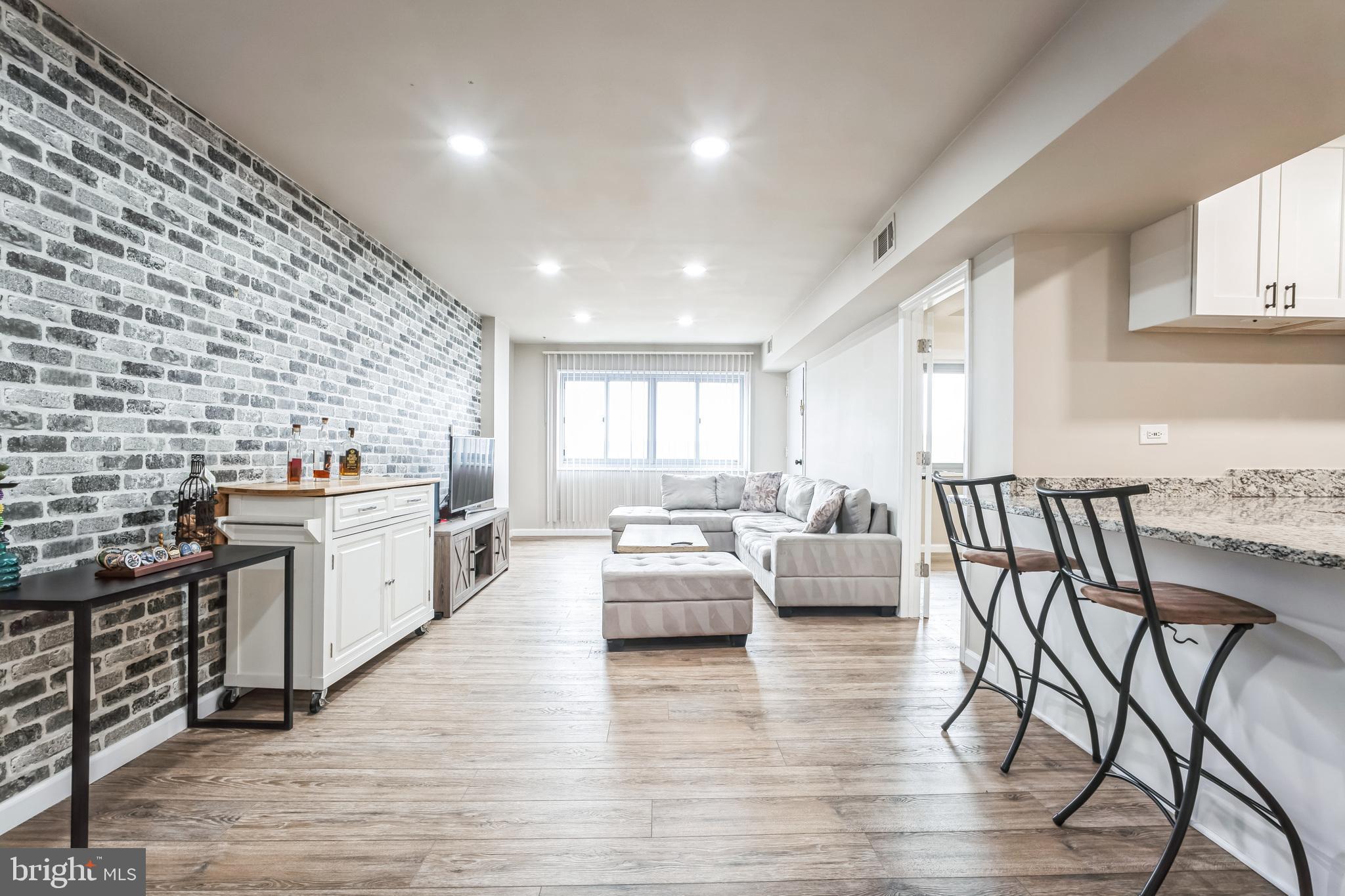 5340 HOLMES RUN PARKWAY 700