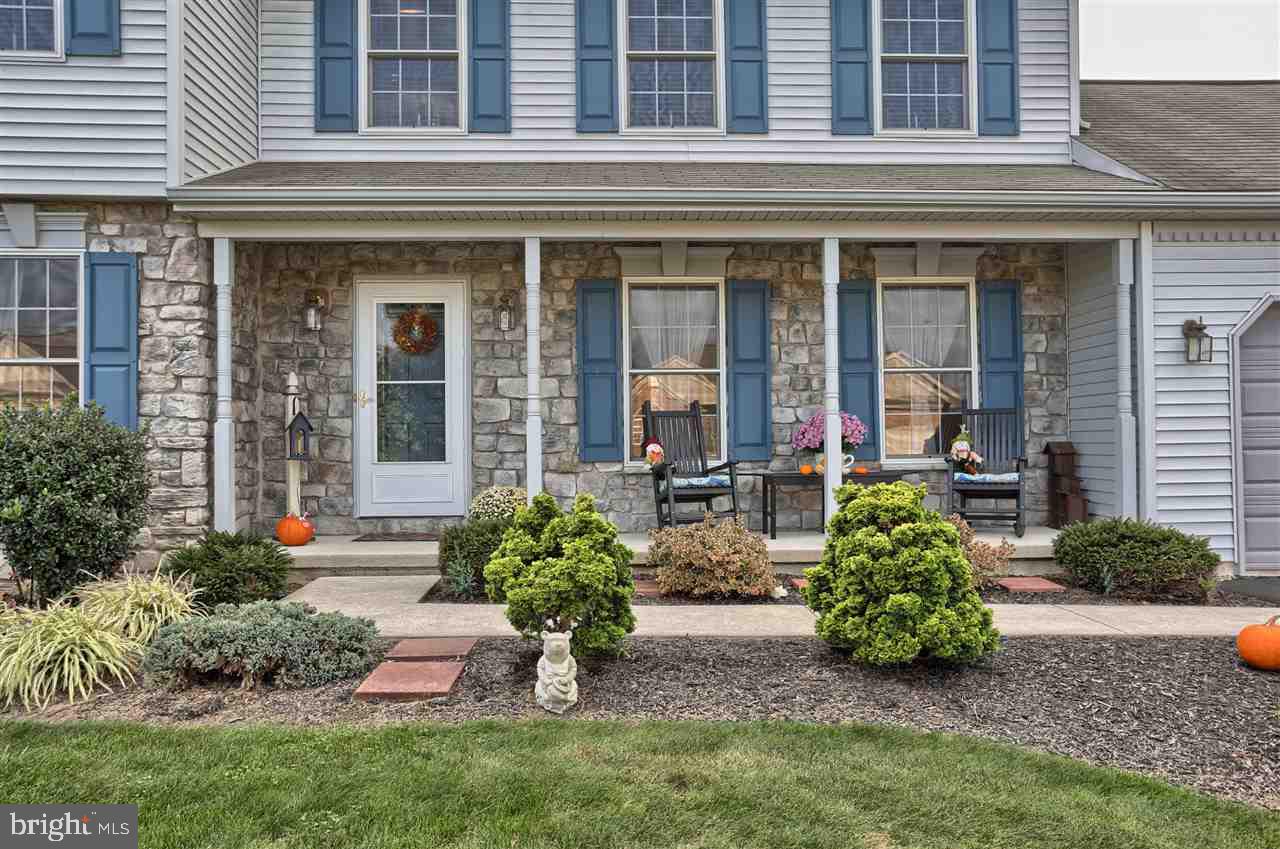 OLDE STONE WAY - Residential