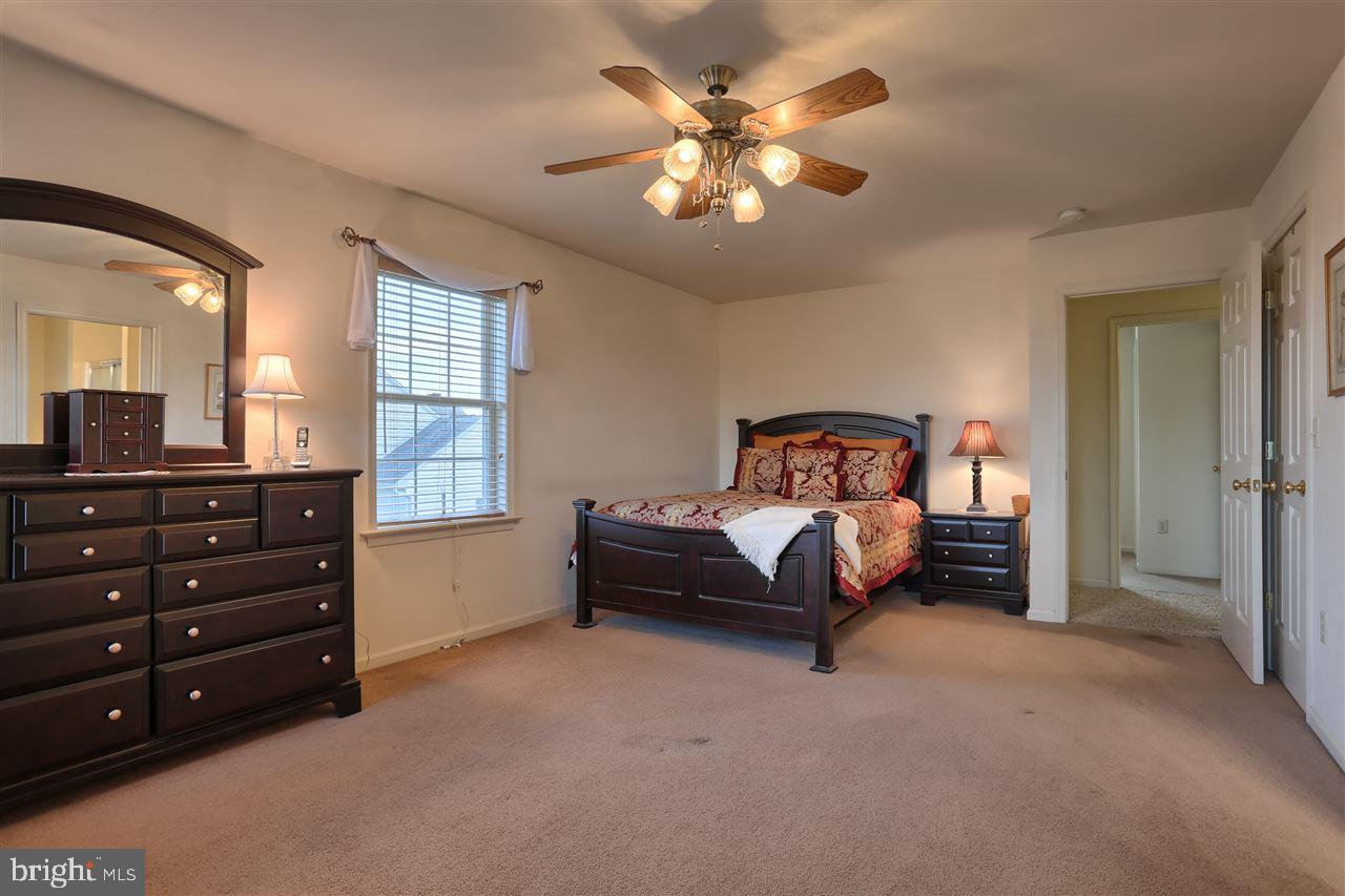 OLDE STONE WAY - Residential