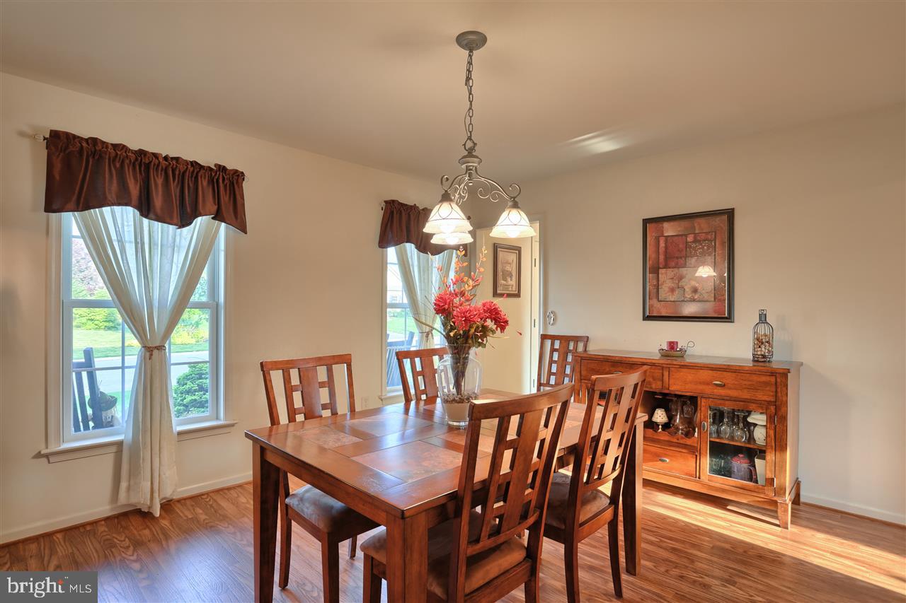OLDE STONE WAY - Residential
