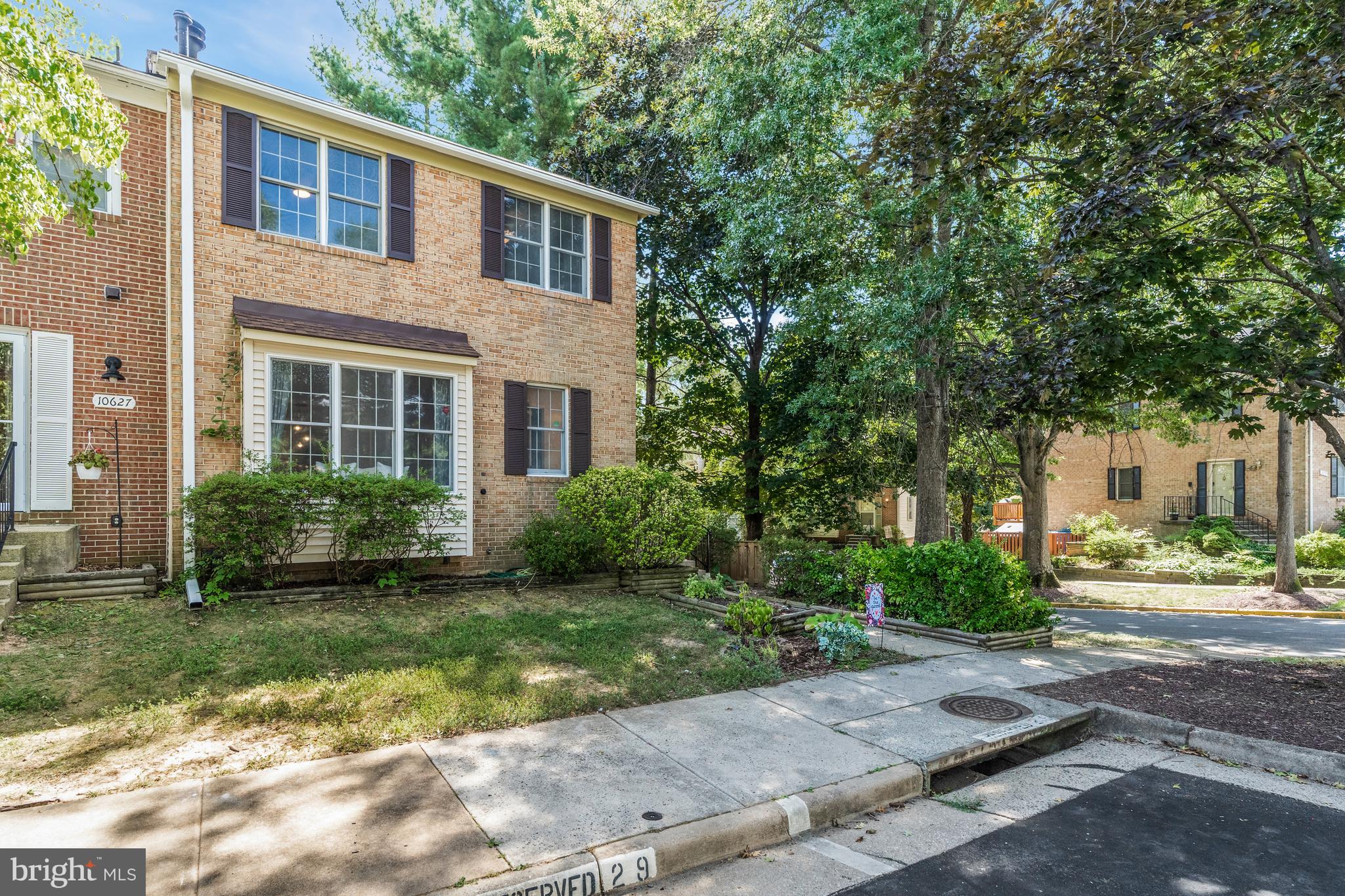 10629 LAKESIDE OAK COURT