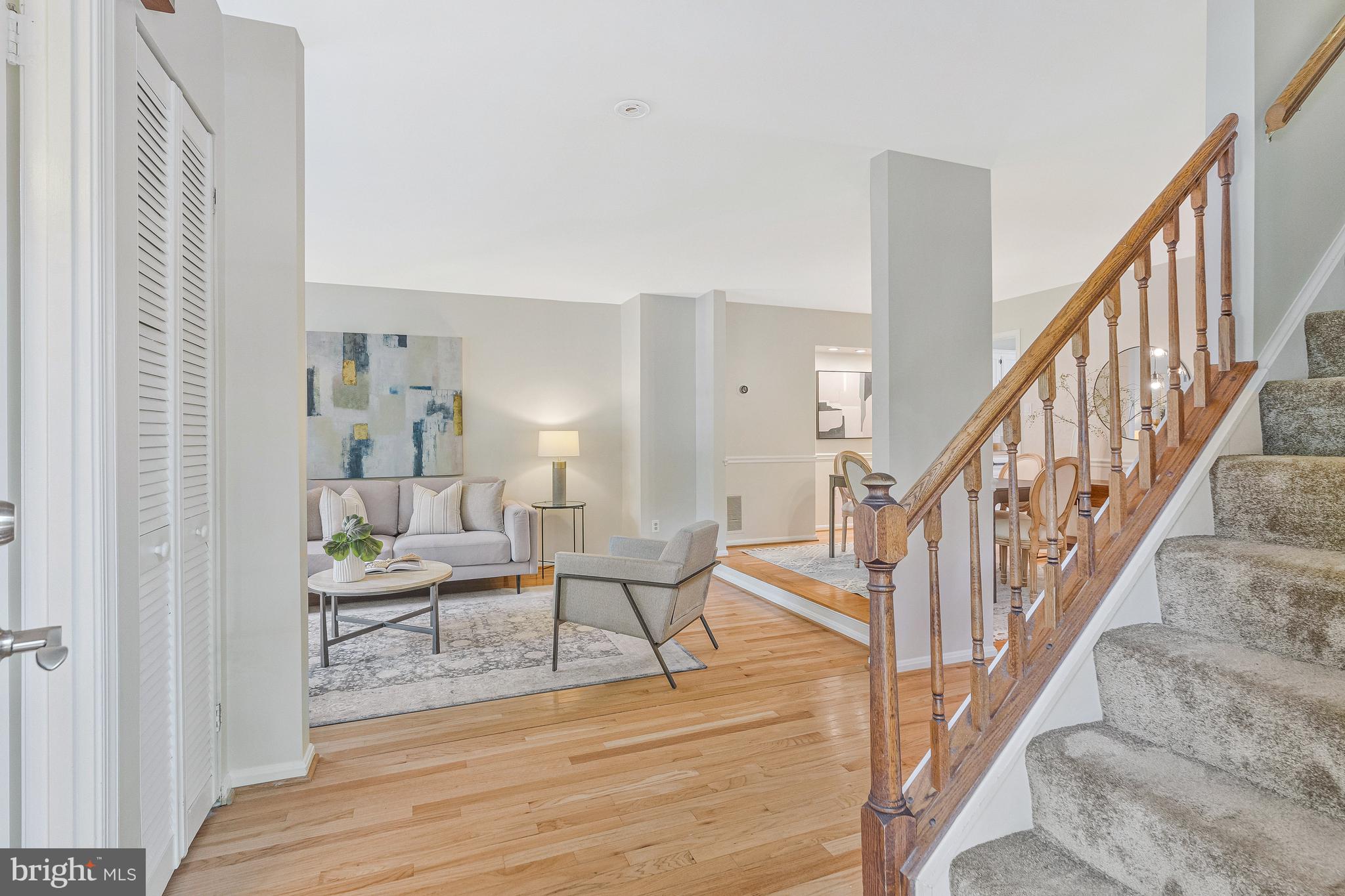 10629 LAKESIDE OAK COURT