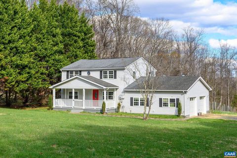 Homes For Sale - 5029 Green Creek Rd Rd<br/> SCHUYLER, VA 22969