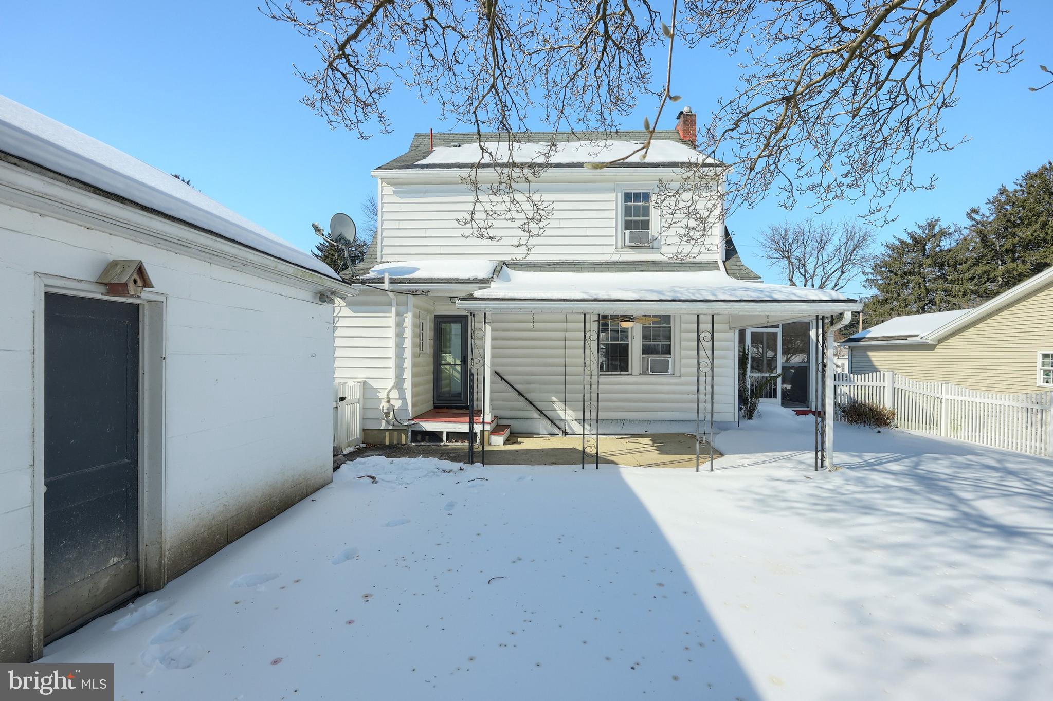 NEW CUMBERLAND BOROUGH - Residential