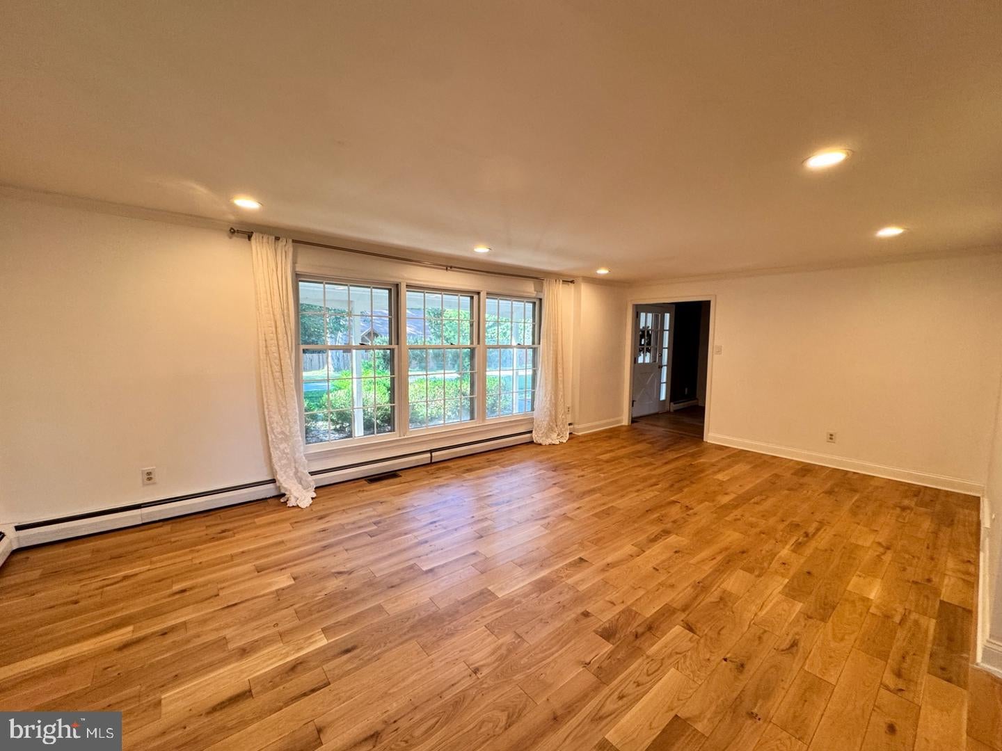765 FARNUM ROAD