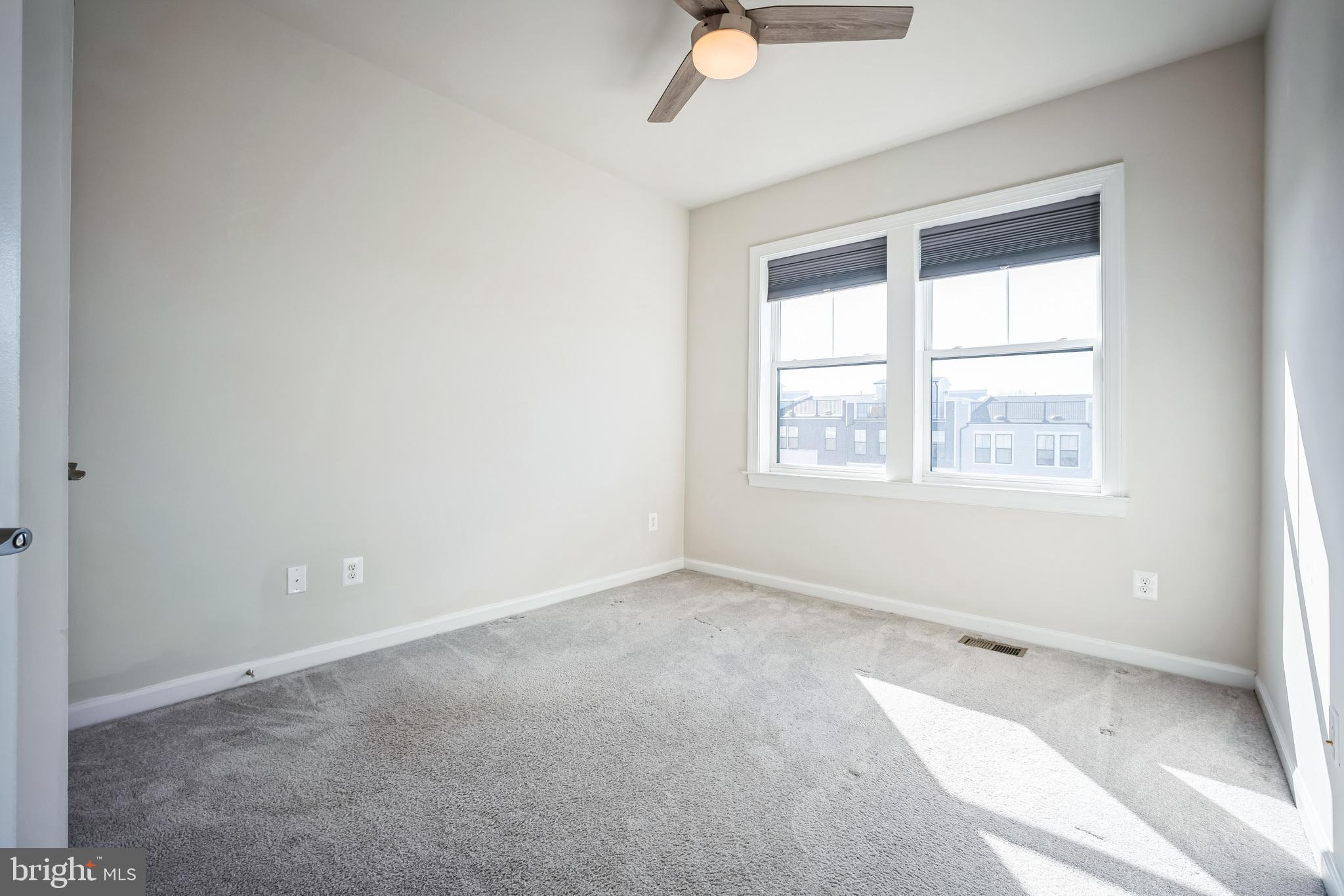 KINCORA - Residential Lease