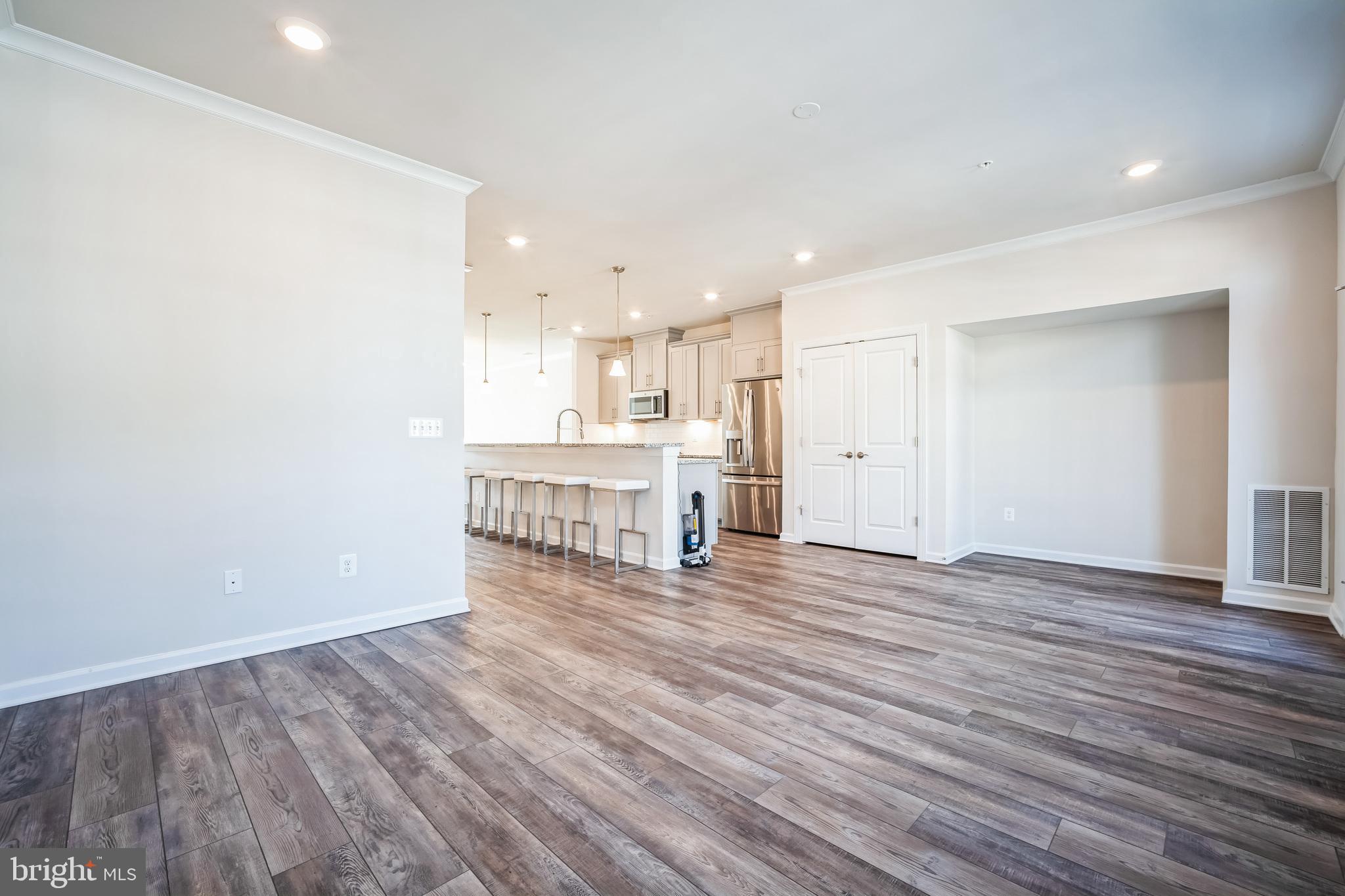 KINCORA - Residential Lease