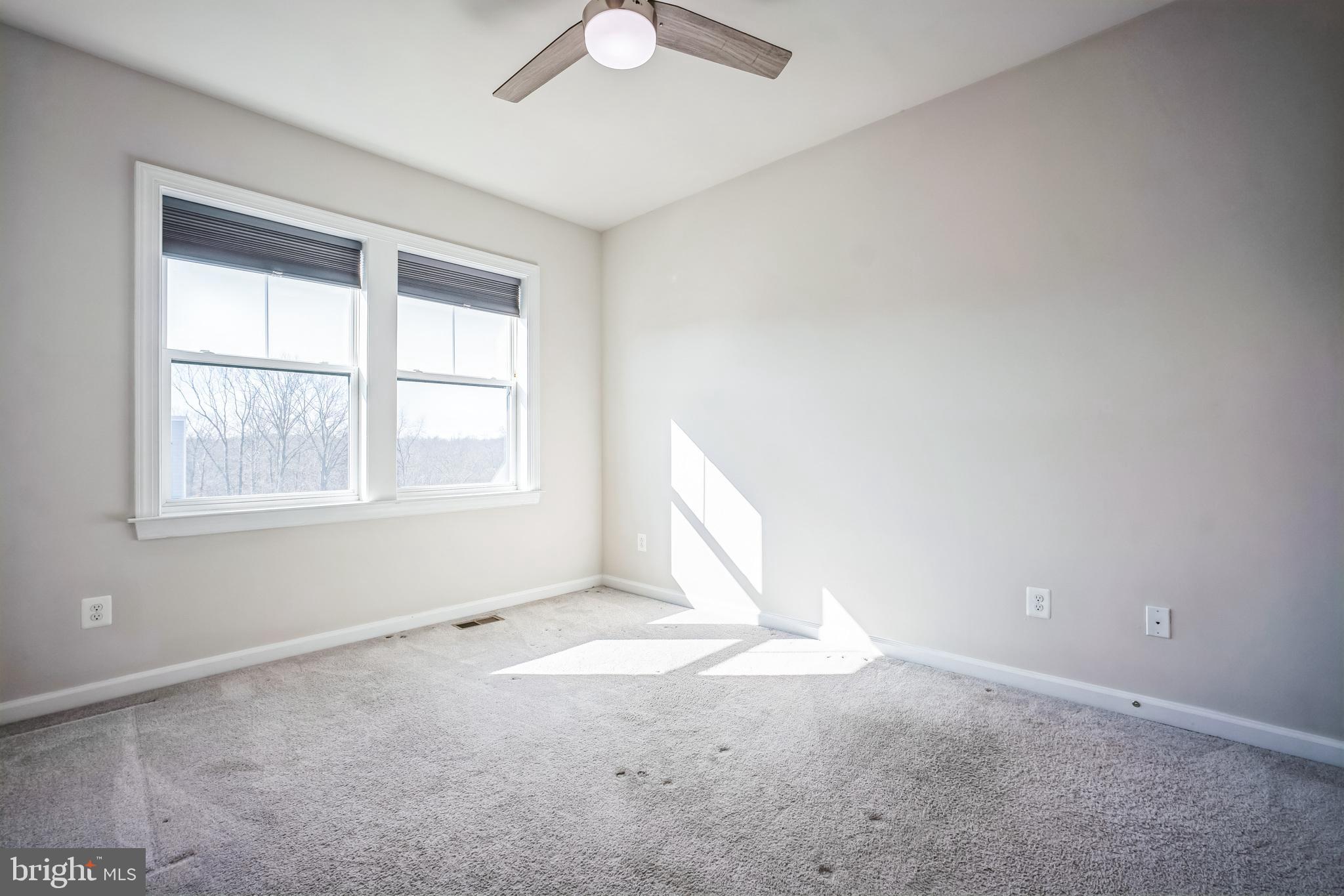 KINCORA - Residential Lease