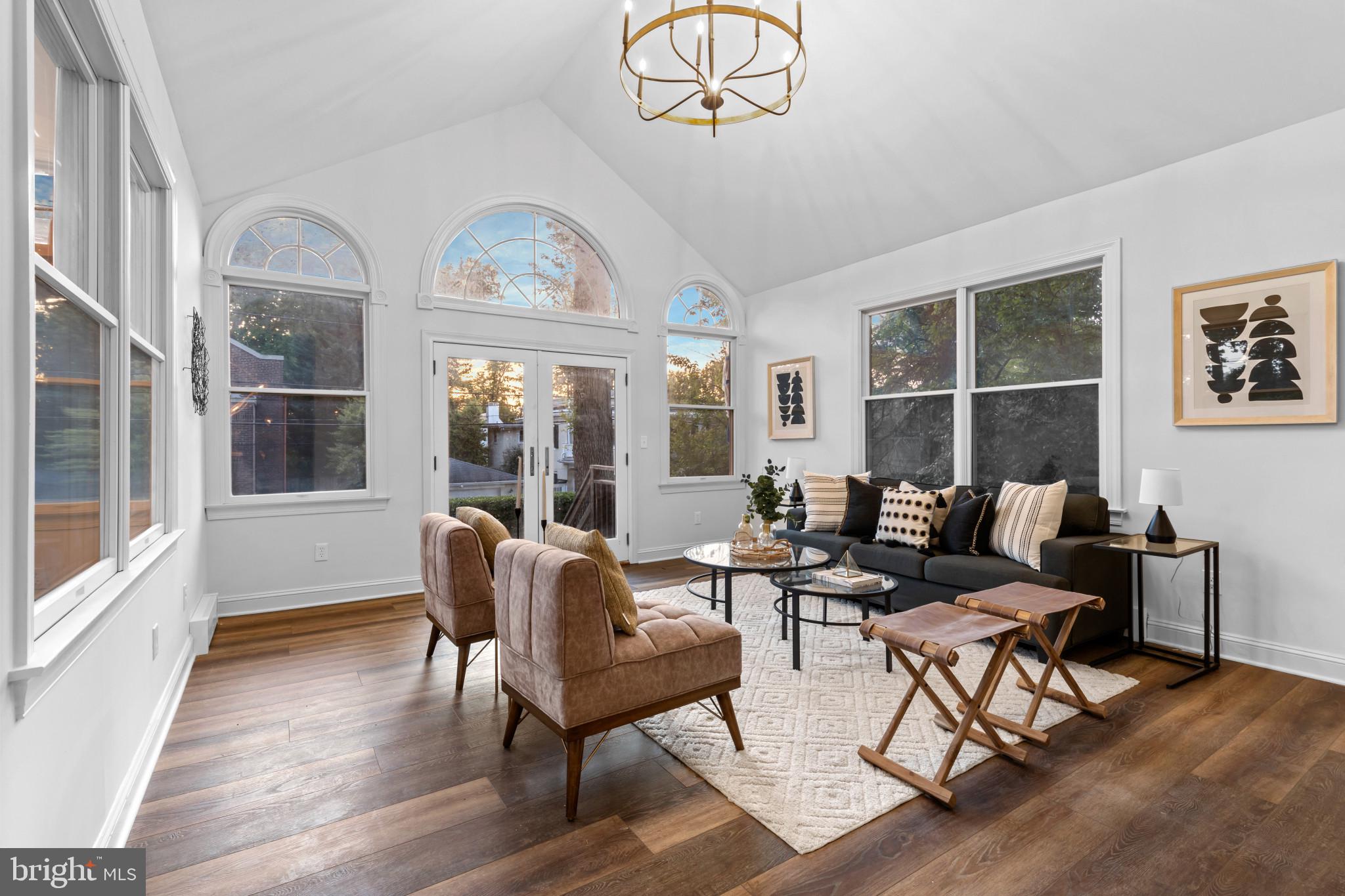 ROLAND PARK - Residential