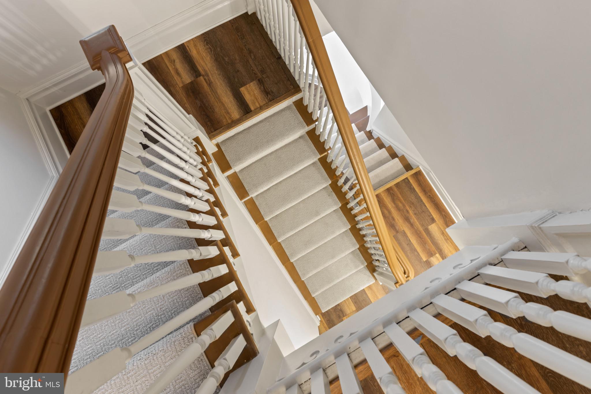 ROLAND PARK - Residential