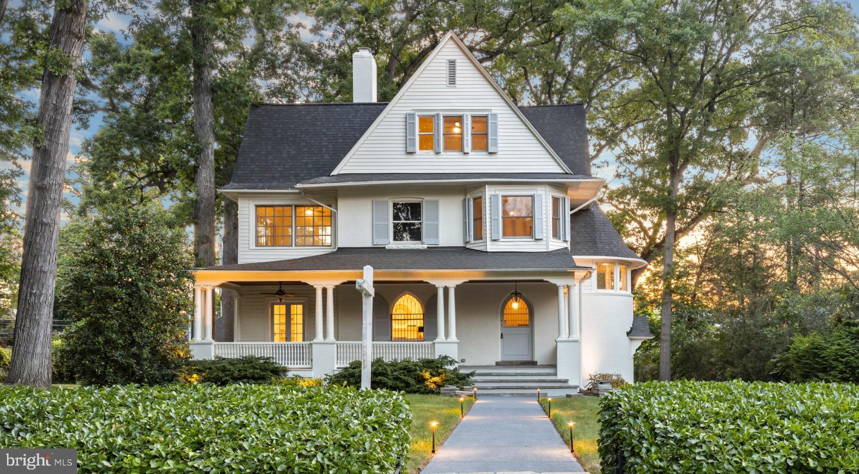 ROLAND PARK - Residential