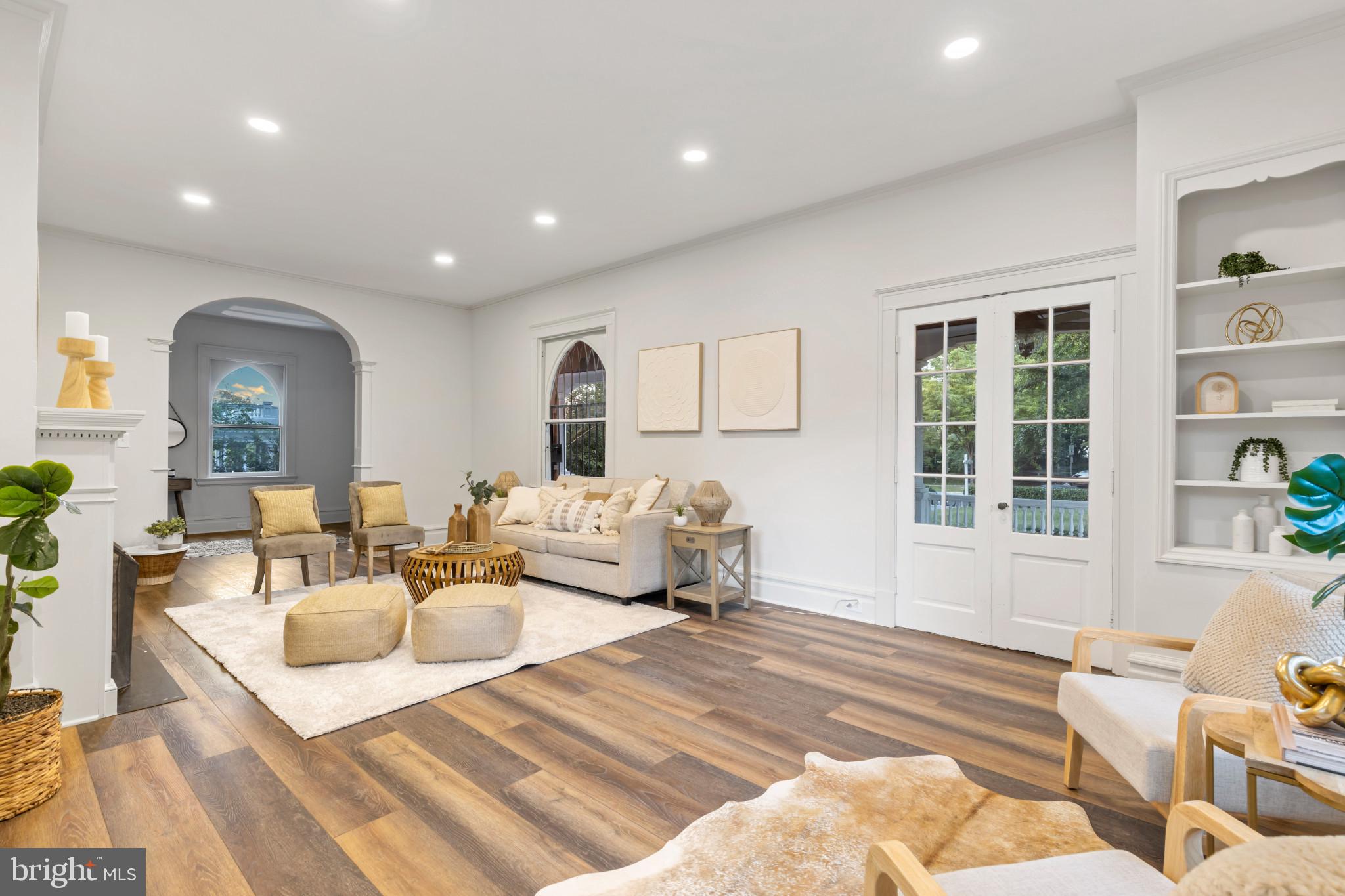 ROLAND PARK - Residential