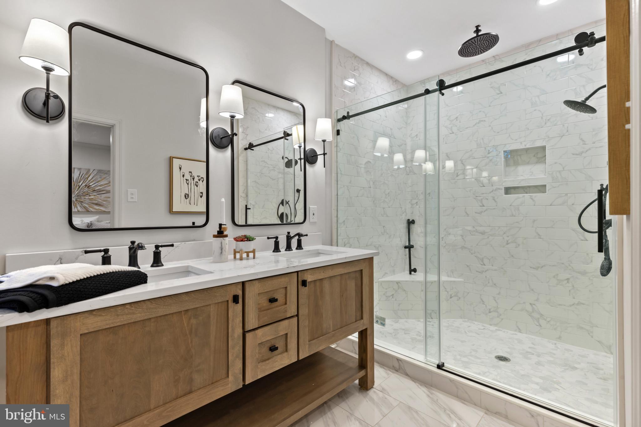 ROLAND PARK - Residential