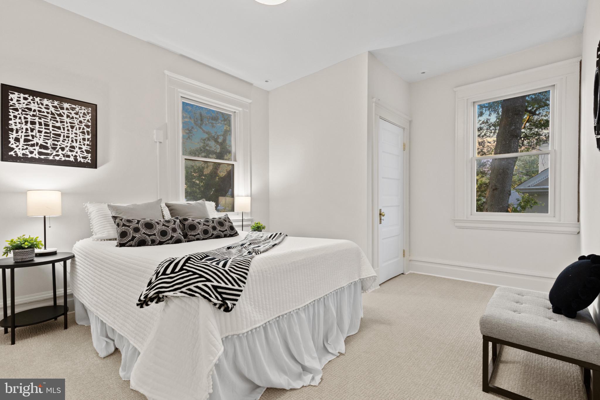 ROLAND PARK - Residential