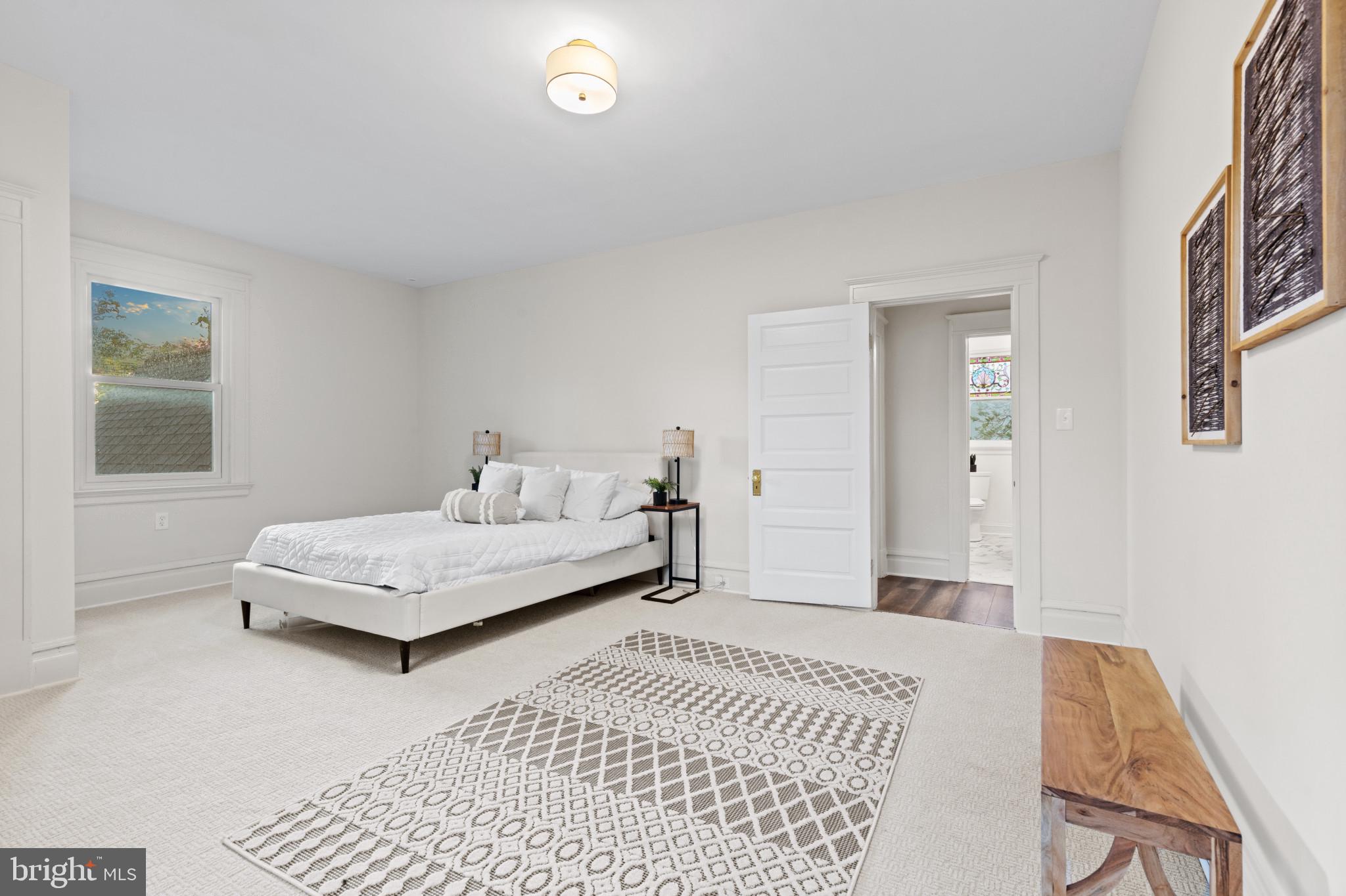 ROLAND PARK - Residential