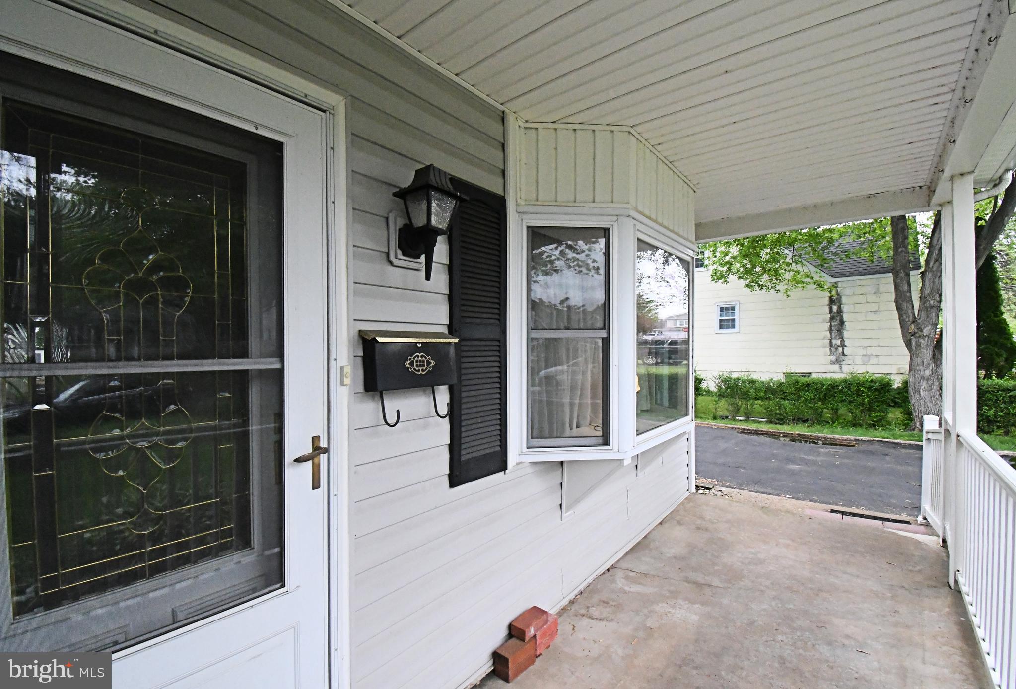 FEASTERVILLE HGTS - Residential