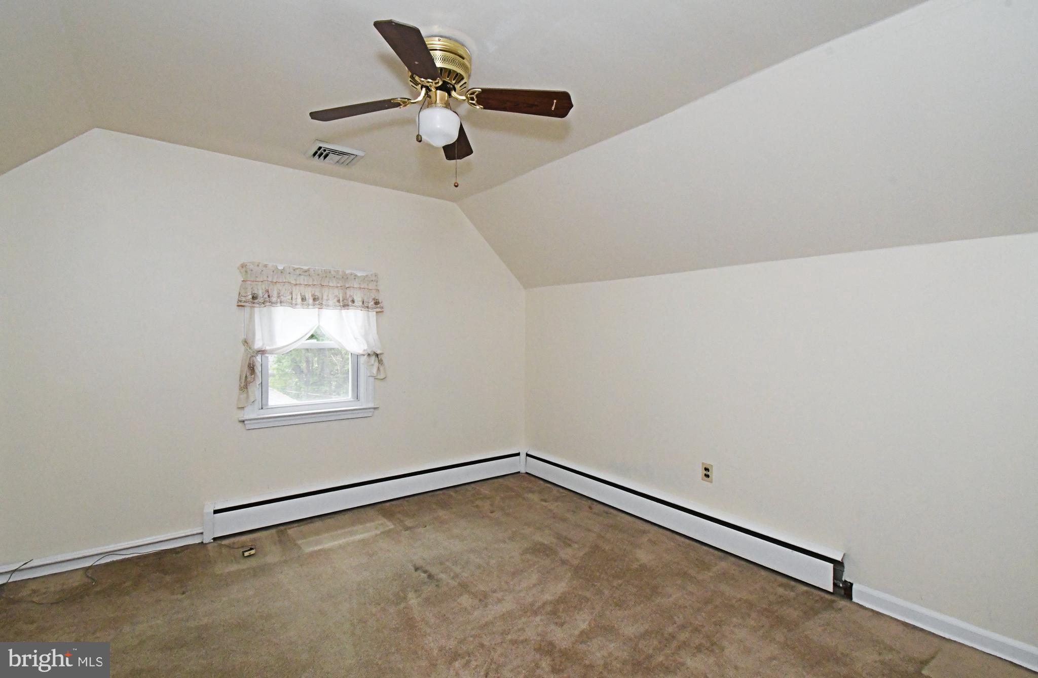 FEASTERVILLE HGTS - Residential